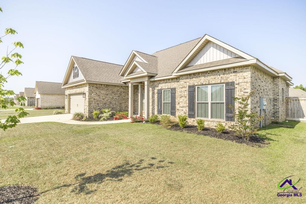 128 Woodwinds Court
