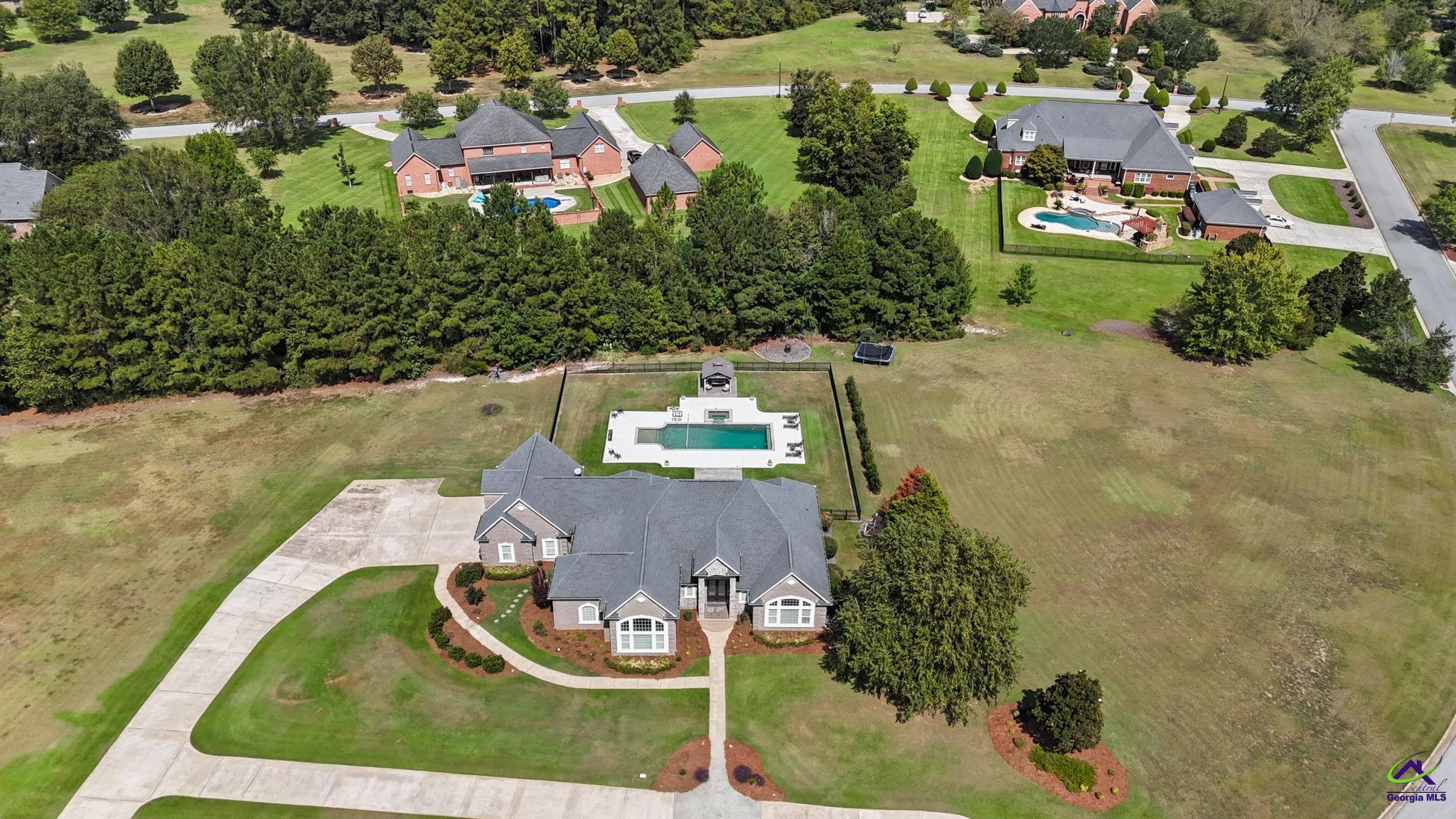 102 Country Court