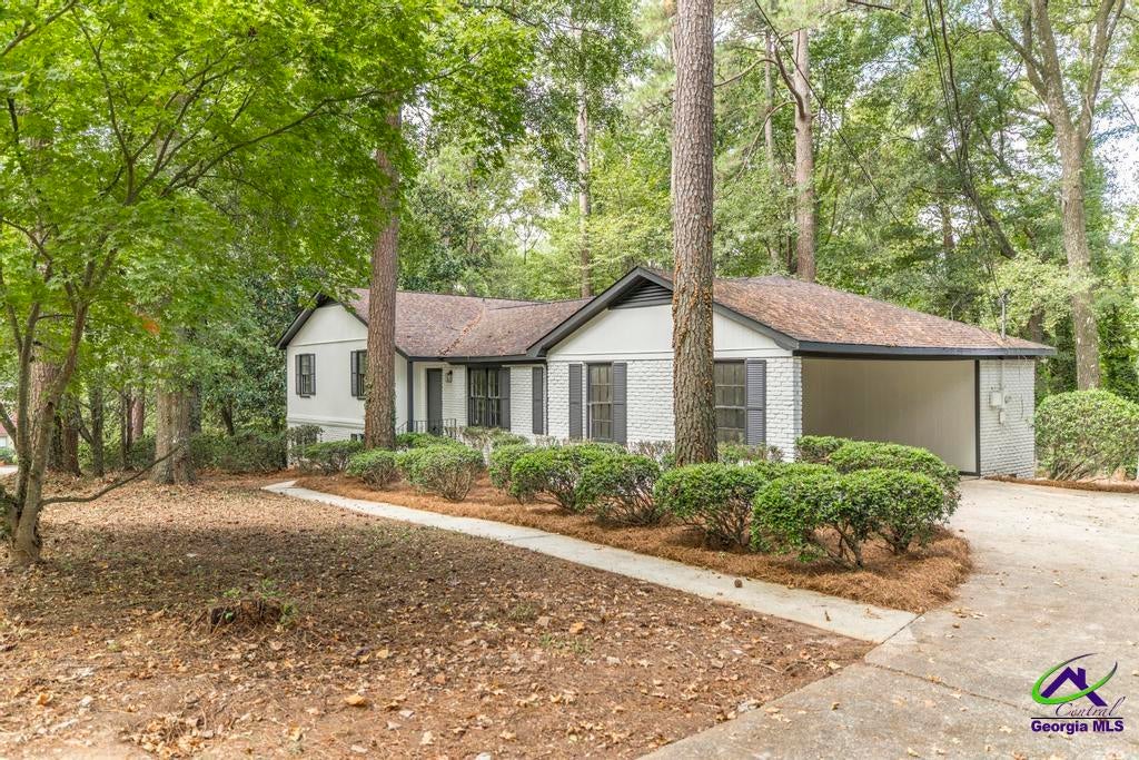 816 Wentworth Drive