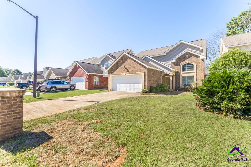 171 Rolling Woods Circle