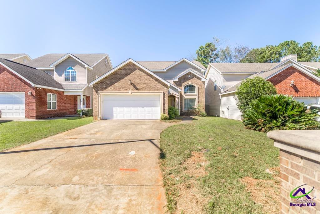 171 Rolling Woods Circle