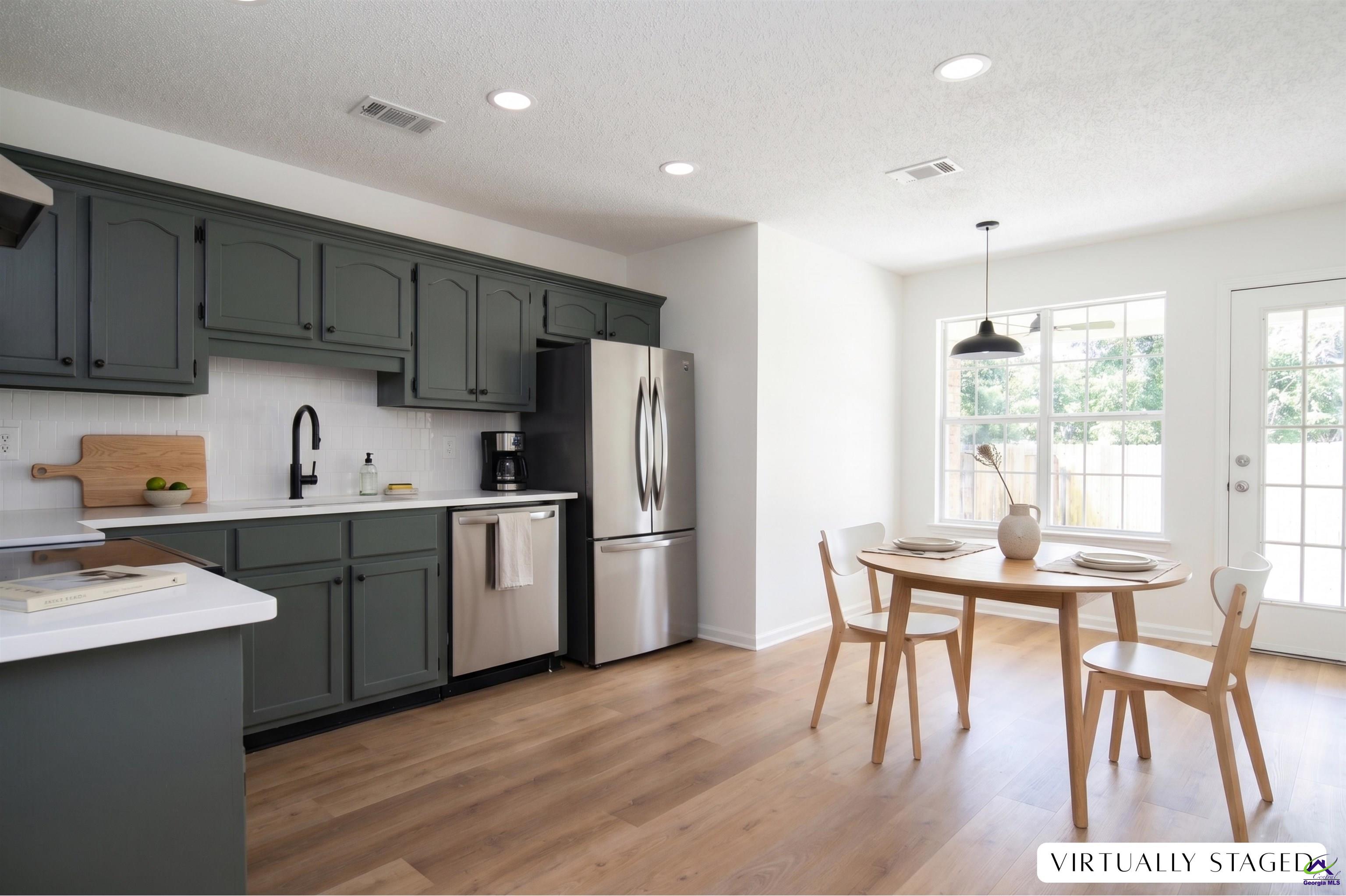 66 Hamilton Woods Court