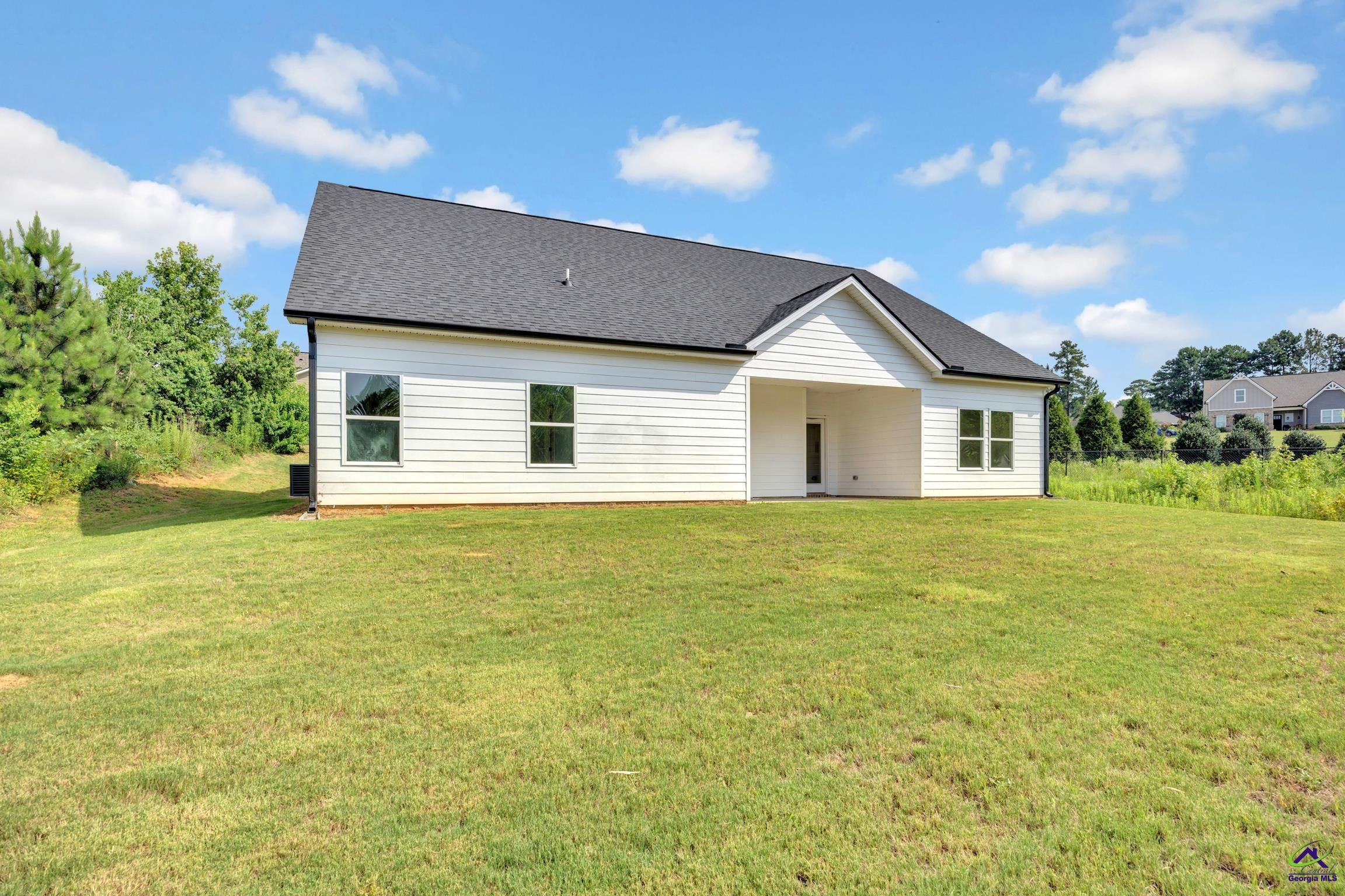 228 Trellis Walk