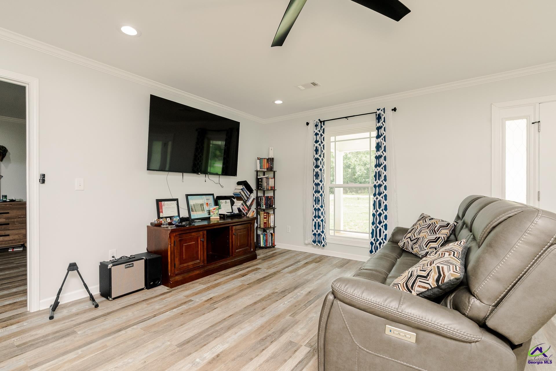 595 Flathead Road