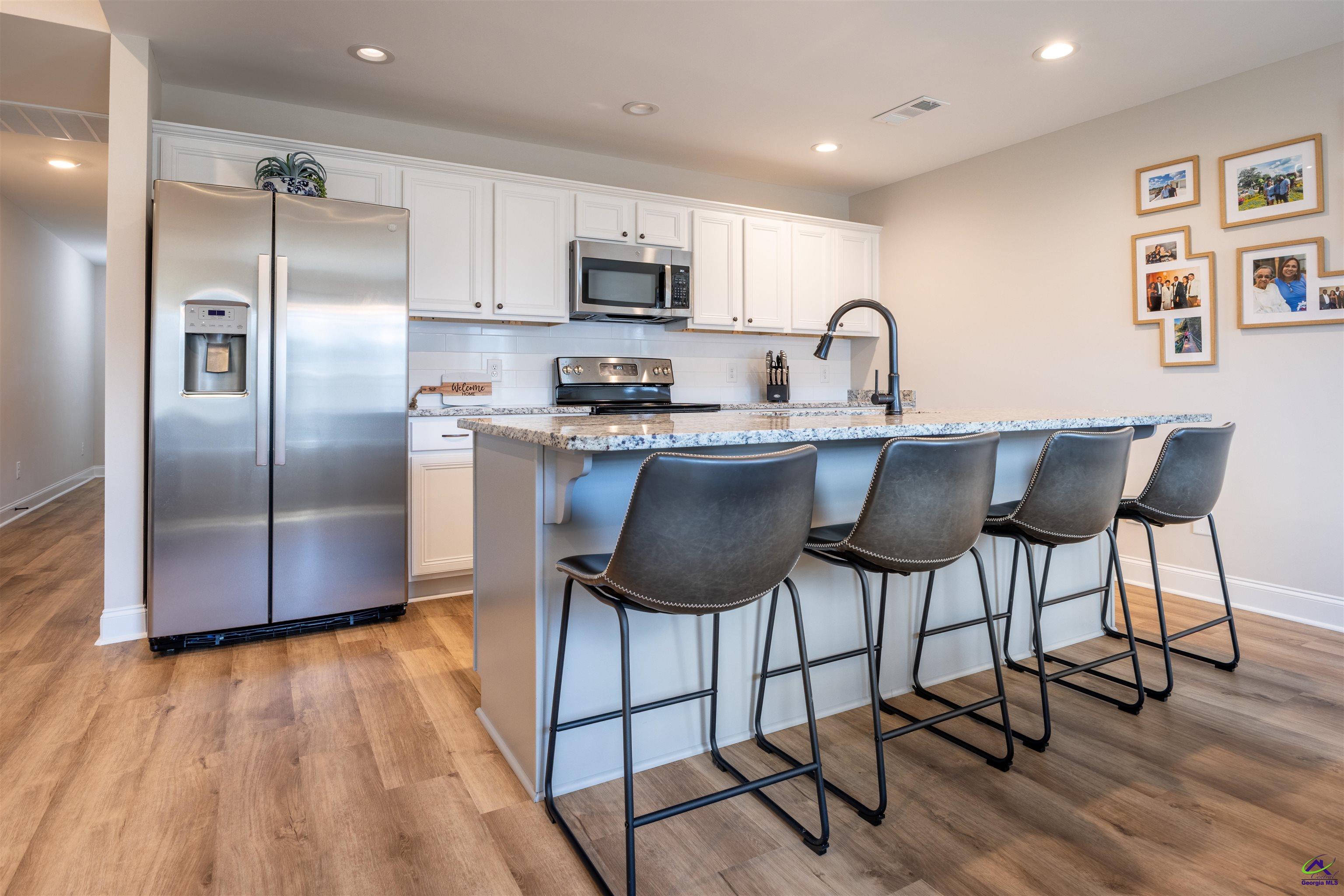 198 Red Tail Circle