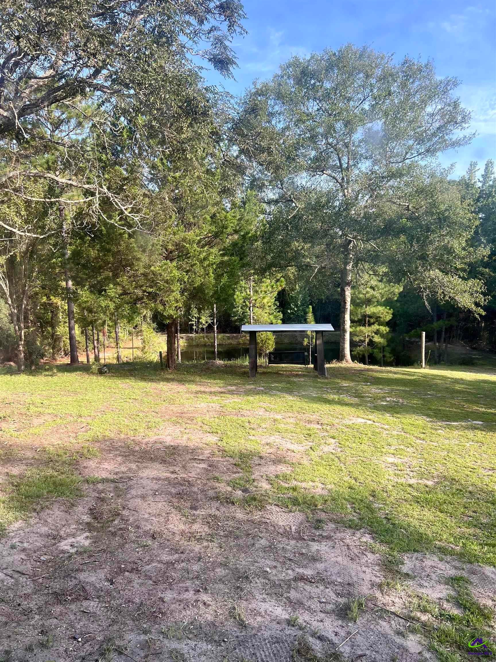 85 Shady Oaks Crossroad