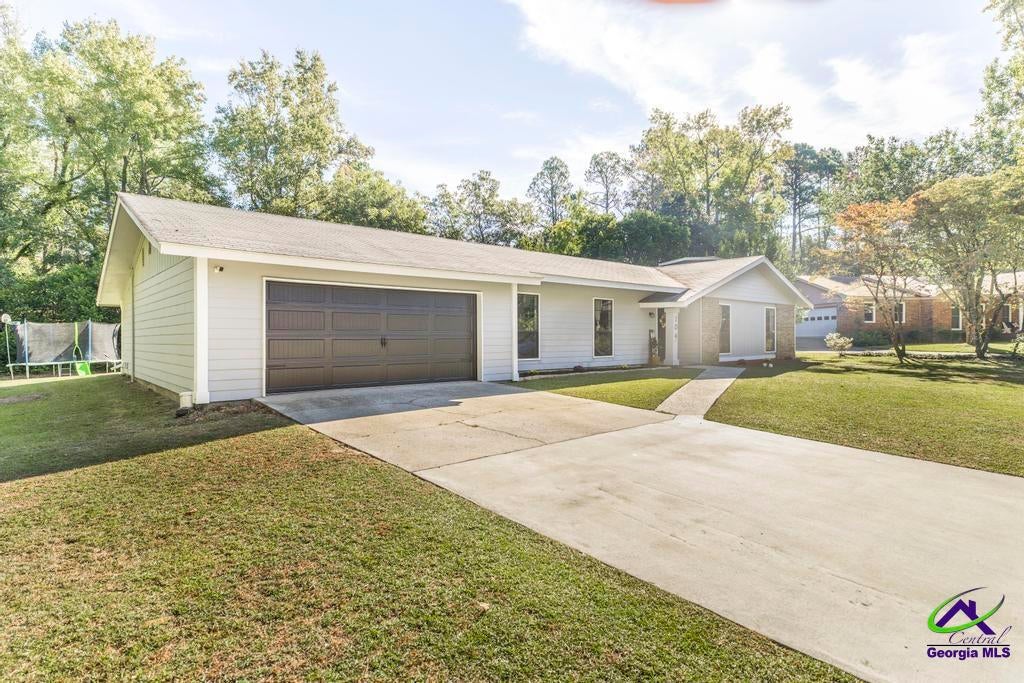 104 Fox Glen Drive