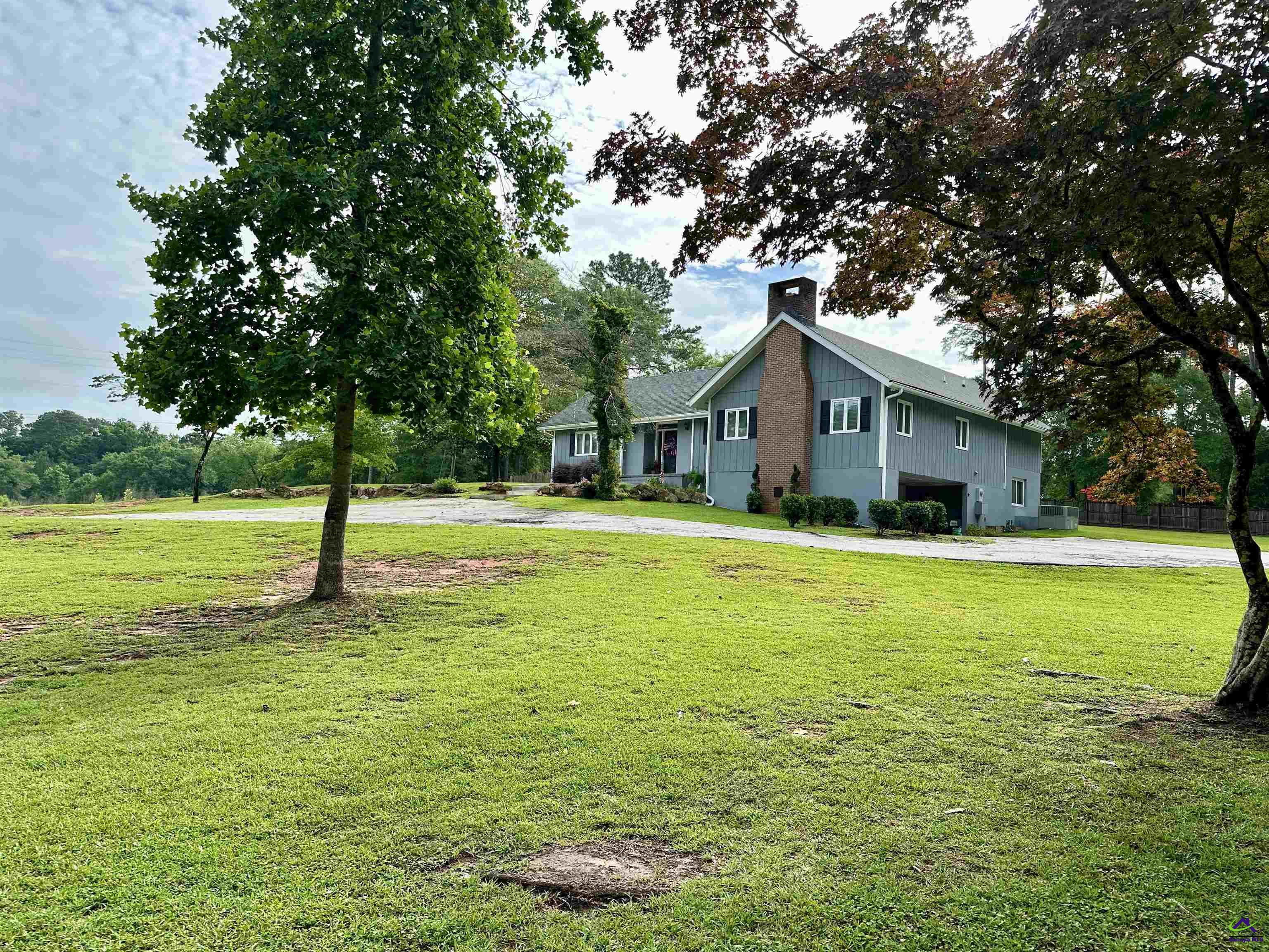 71 Mansfield Drive