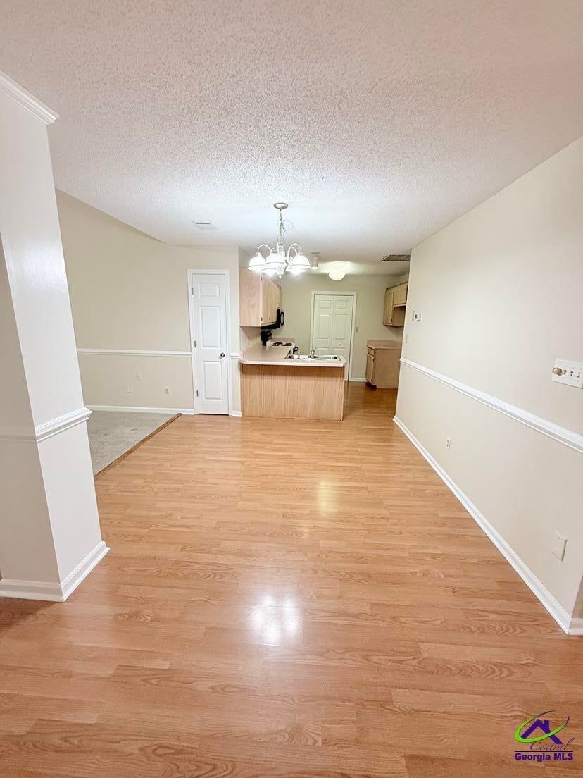 121 Bayside Circle