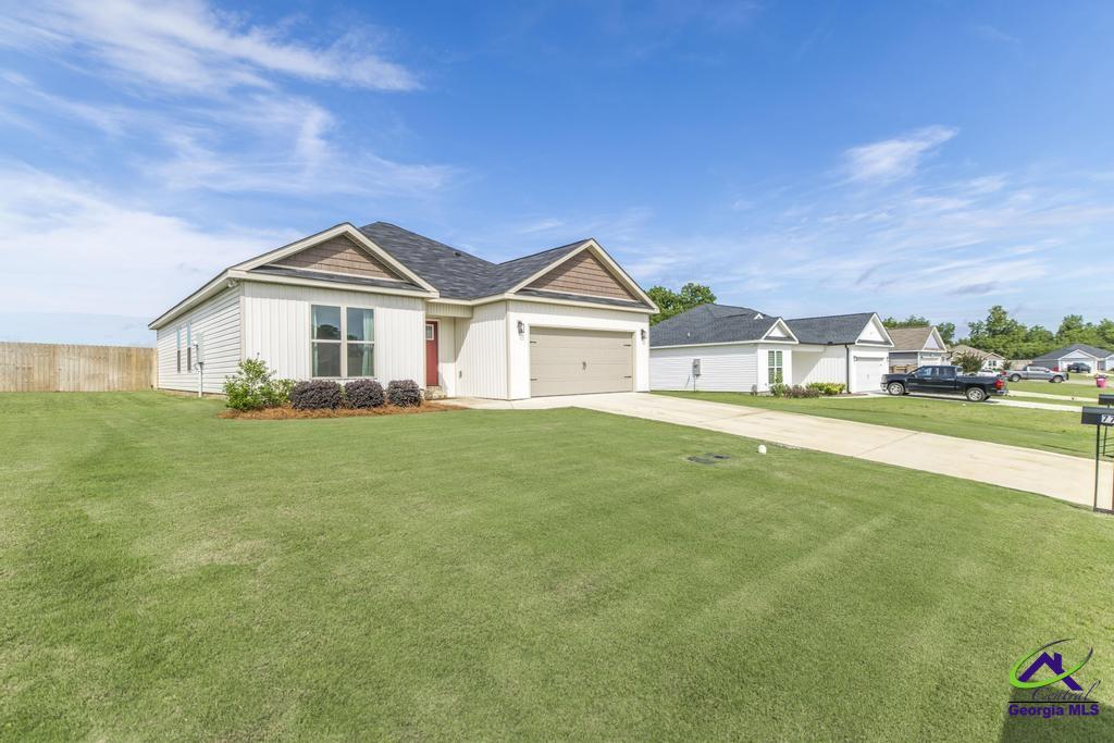 77 Cole Drive