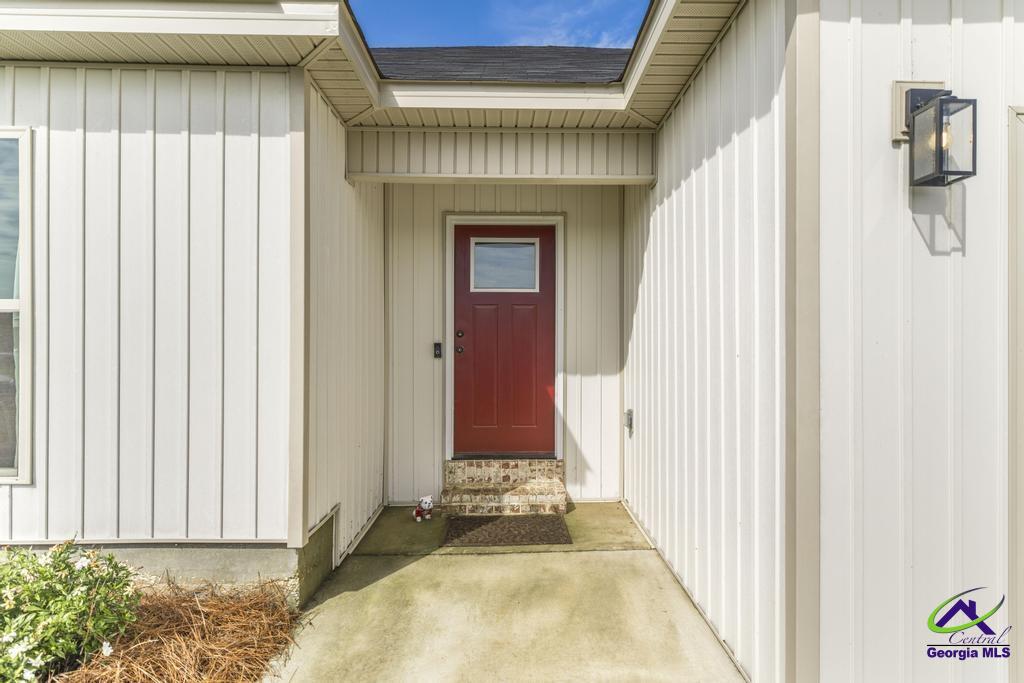 77 Cole Drive