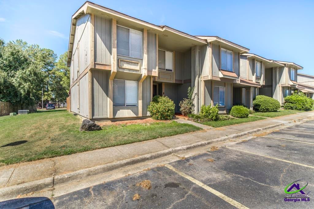 140 Stoneridge Drive
