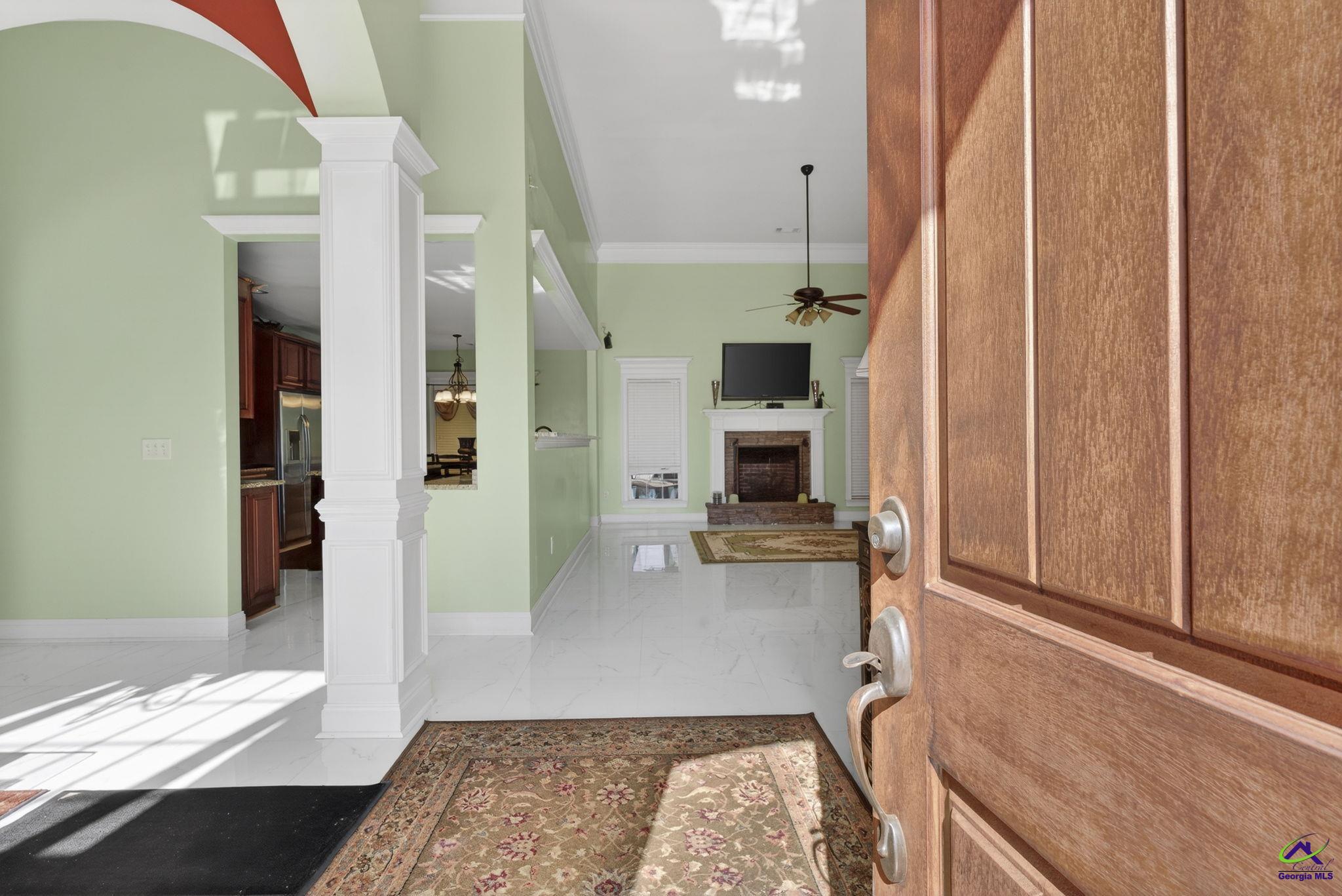 304 Montview Way