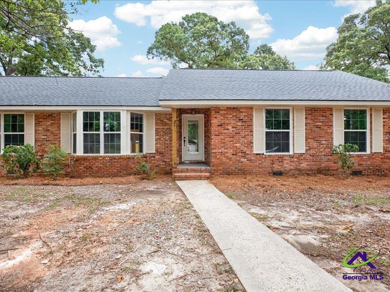 216 Ridgeland Drive