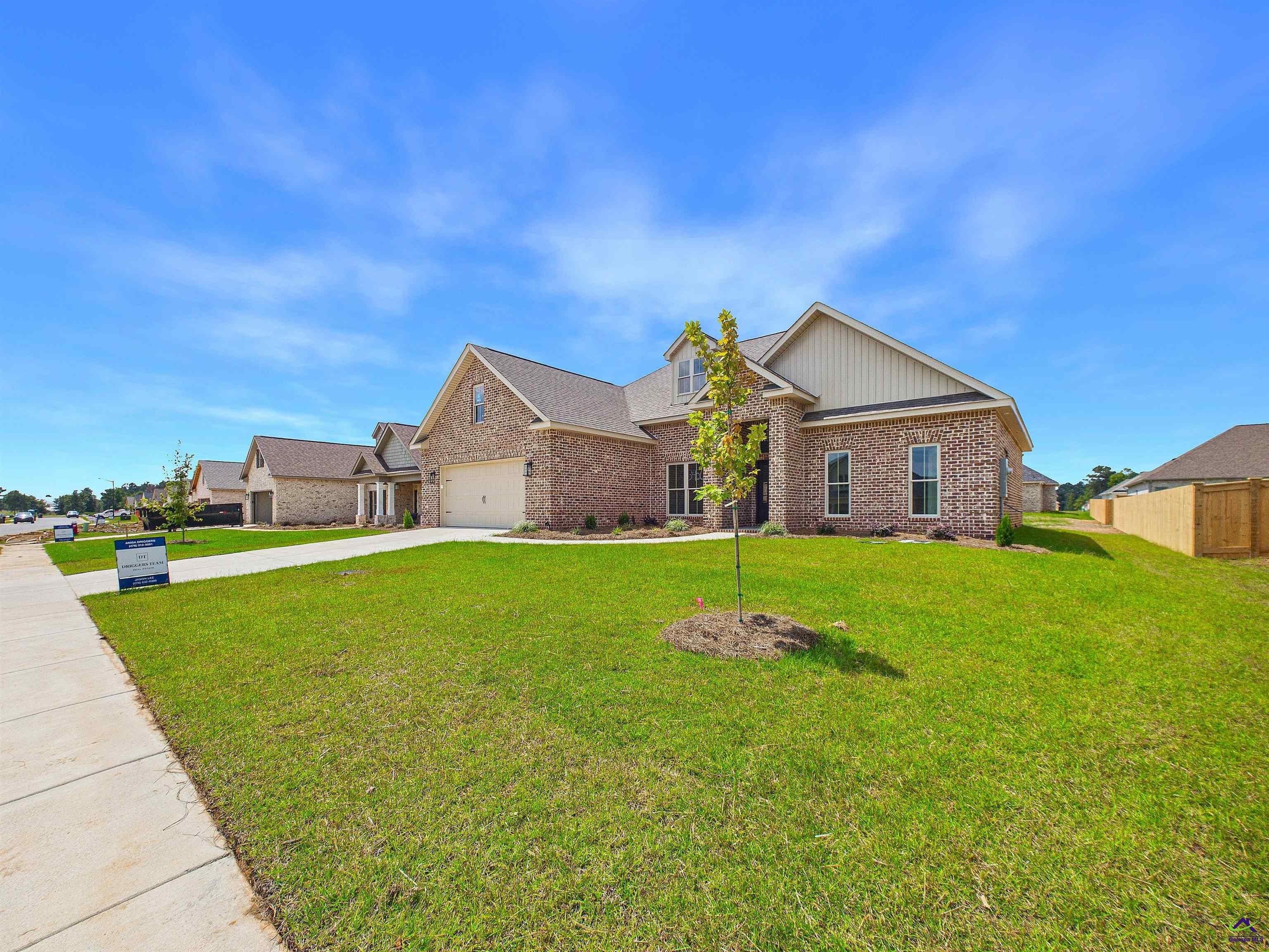 132 Blue Mist Lane