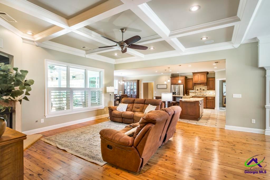202 Lowpoint Trail