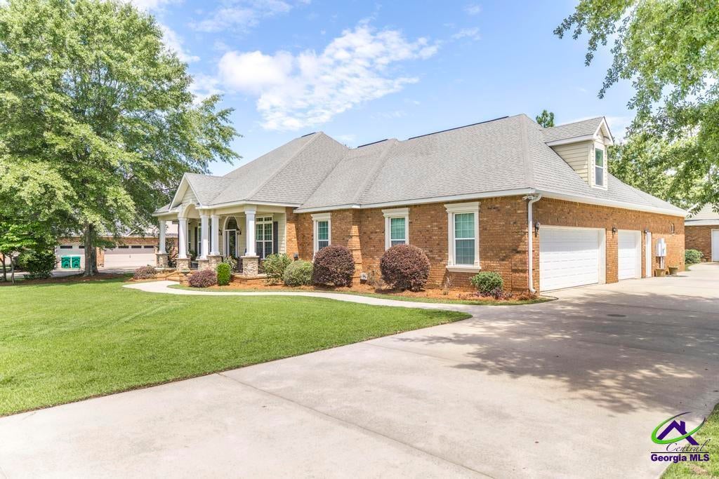 202 Lowpoint Trail