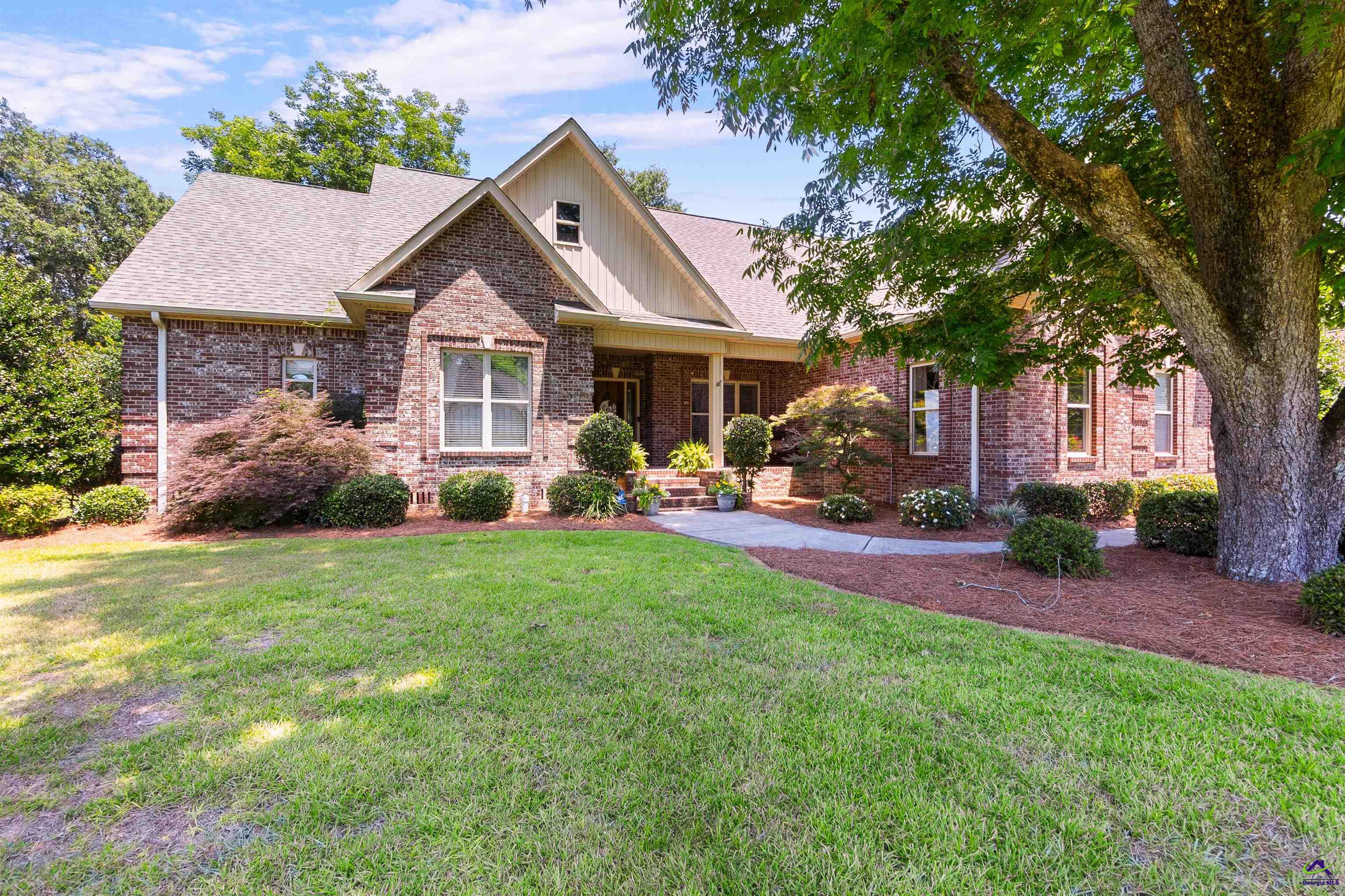 104 River Rock Court