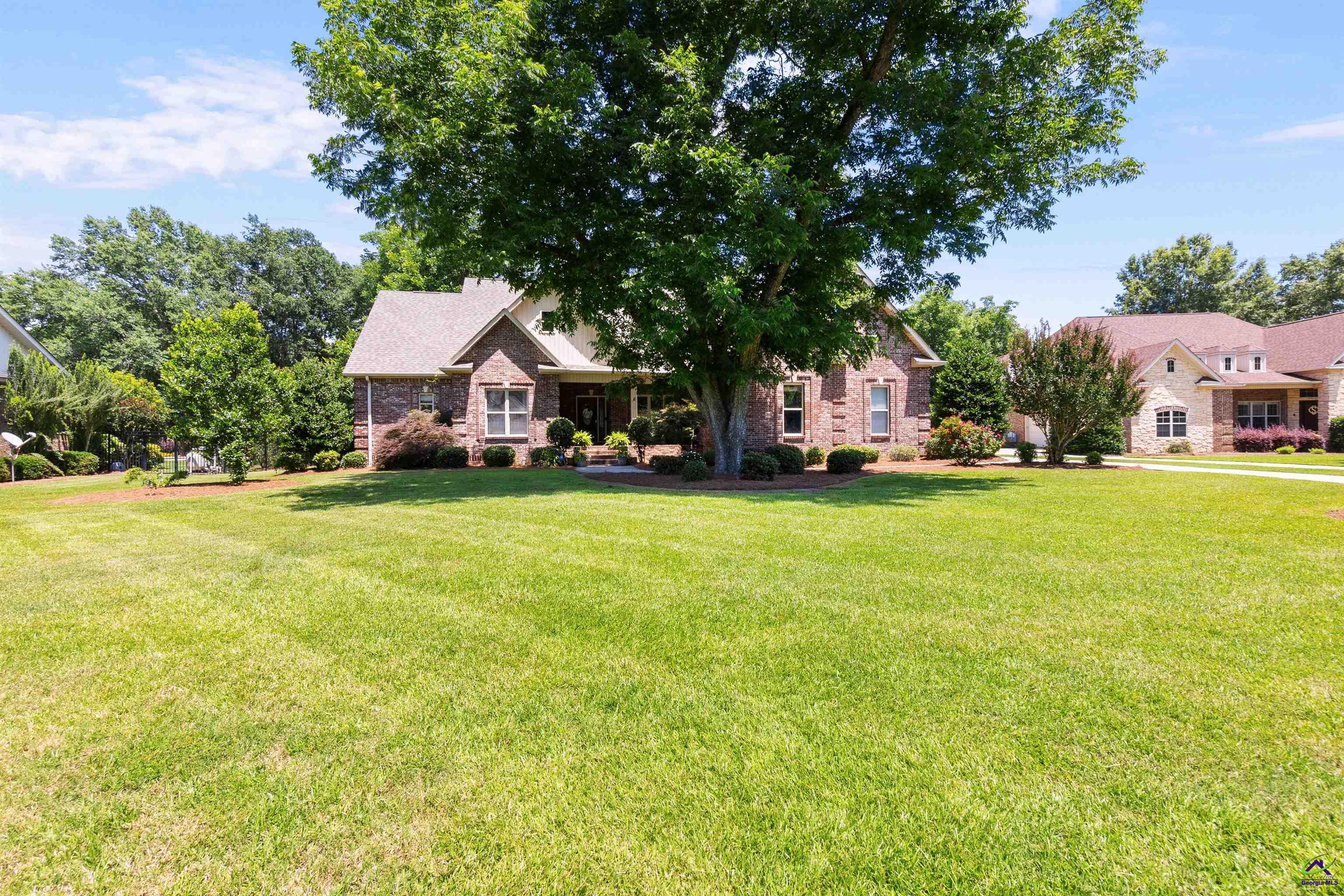 104 River Rock Court