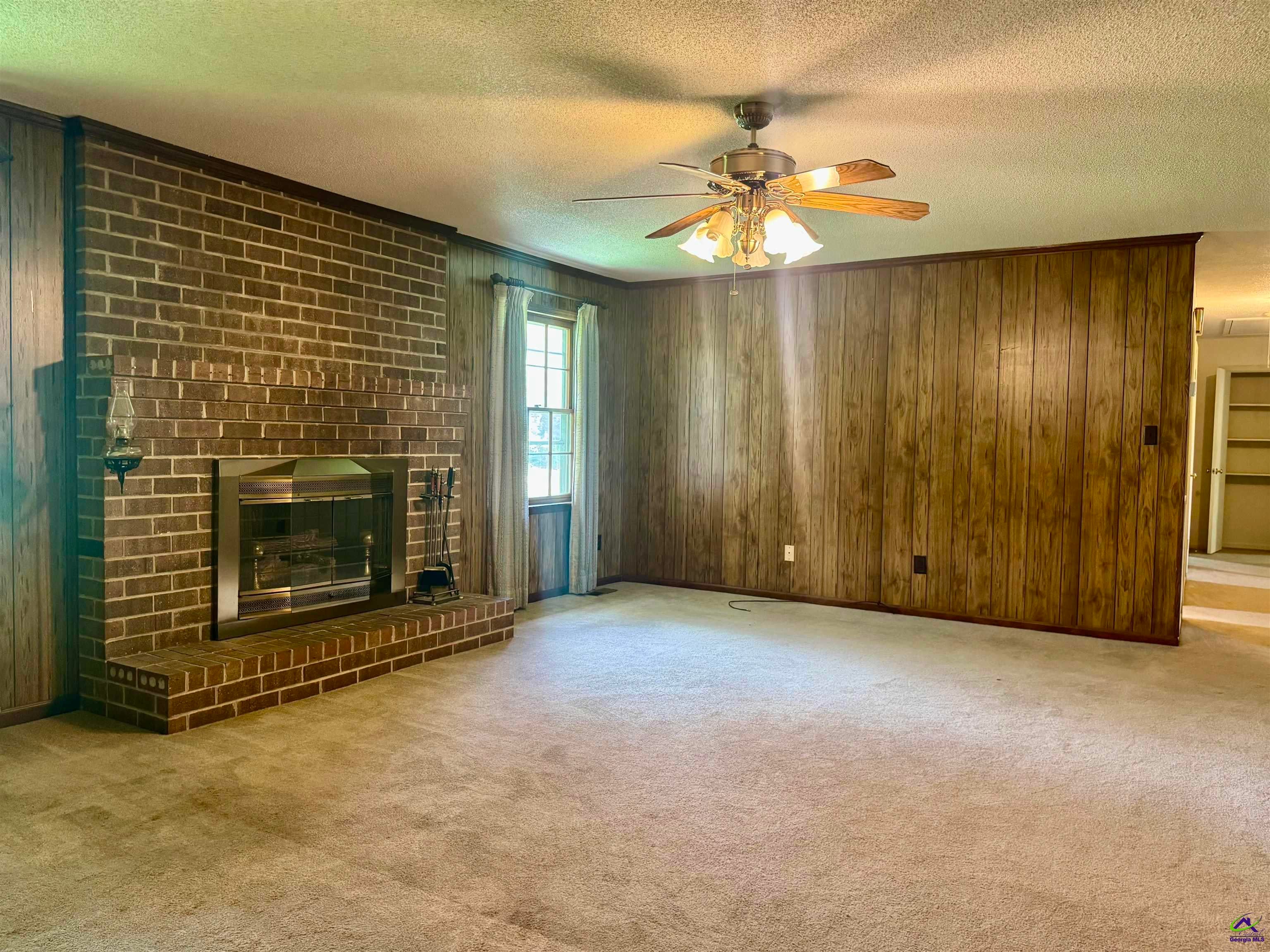 3349 Sandy Circle