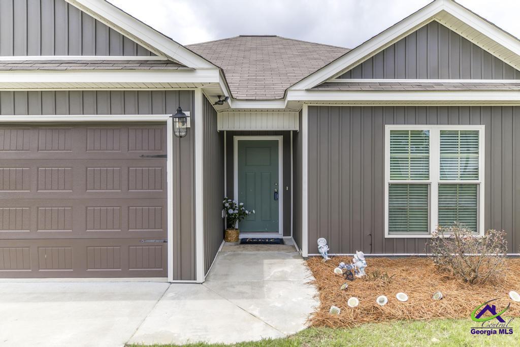 10 Cole Drive