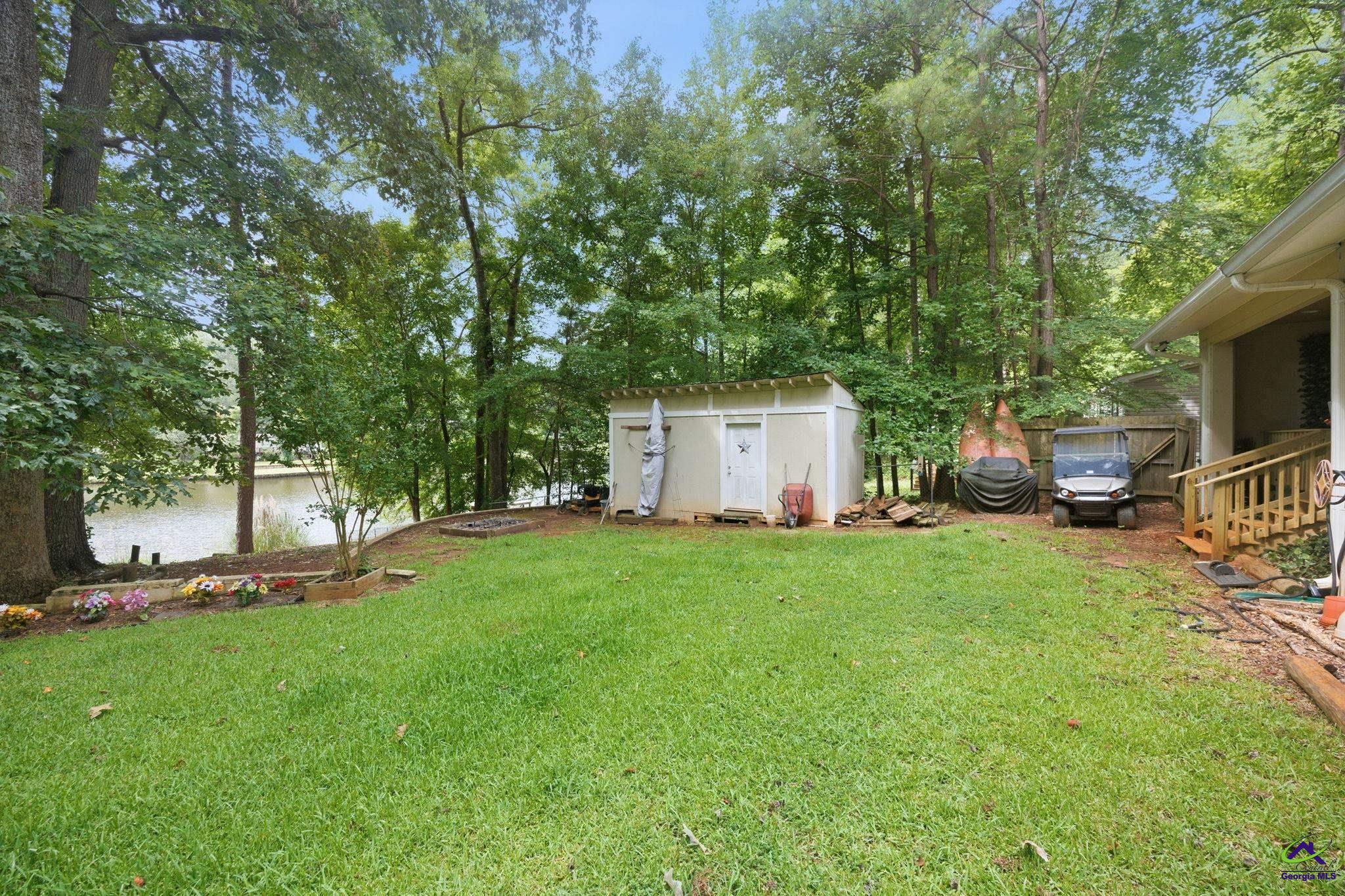 91 Lakeview Circle
