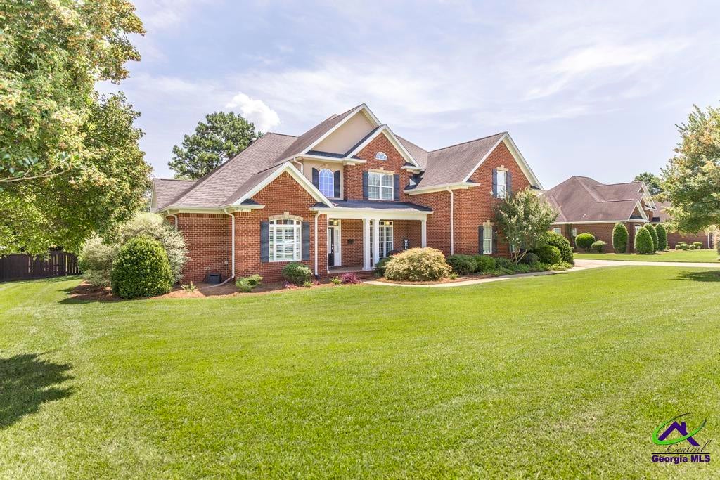 203 Avondale Circle