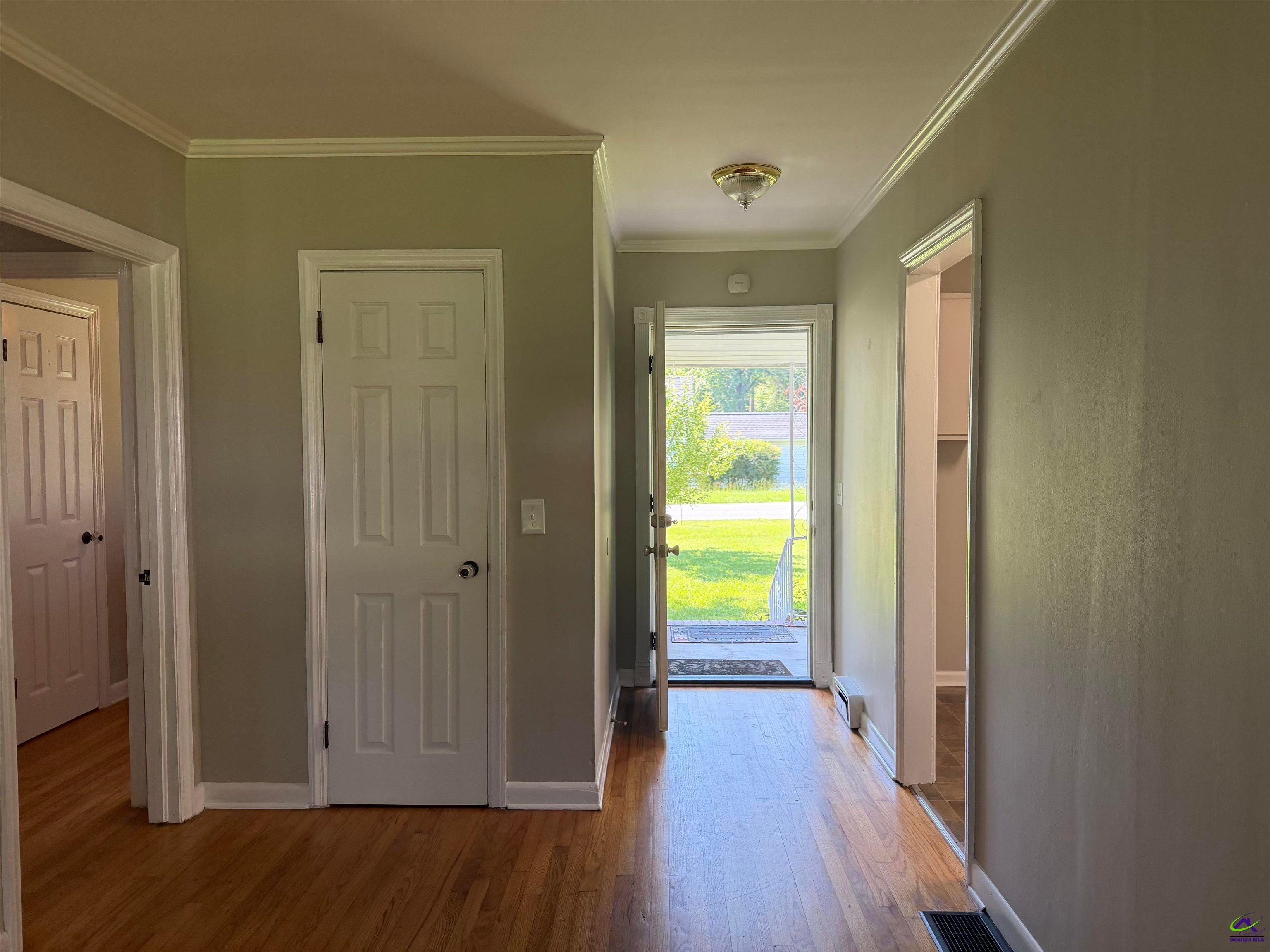 108 Peter St
