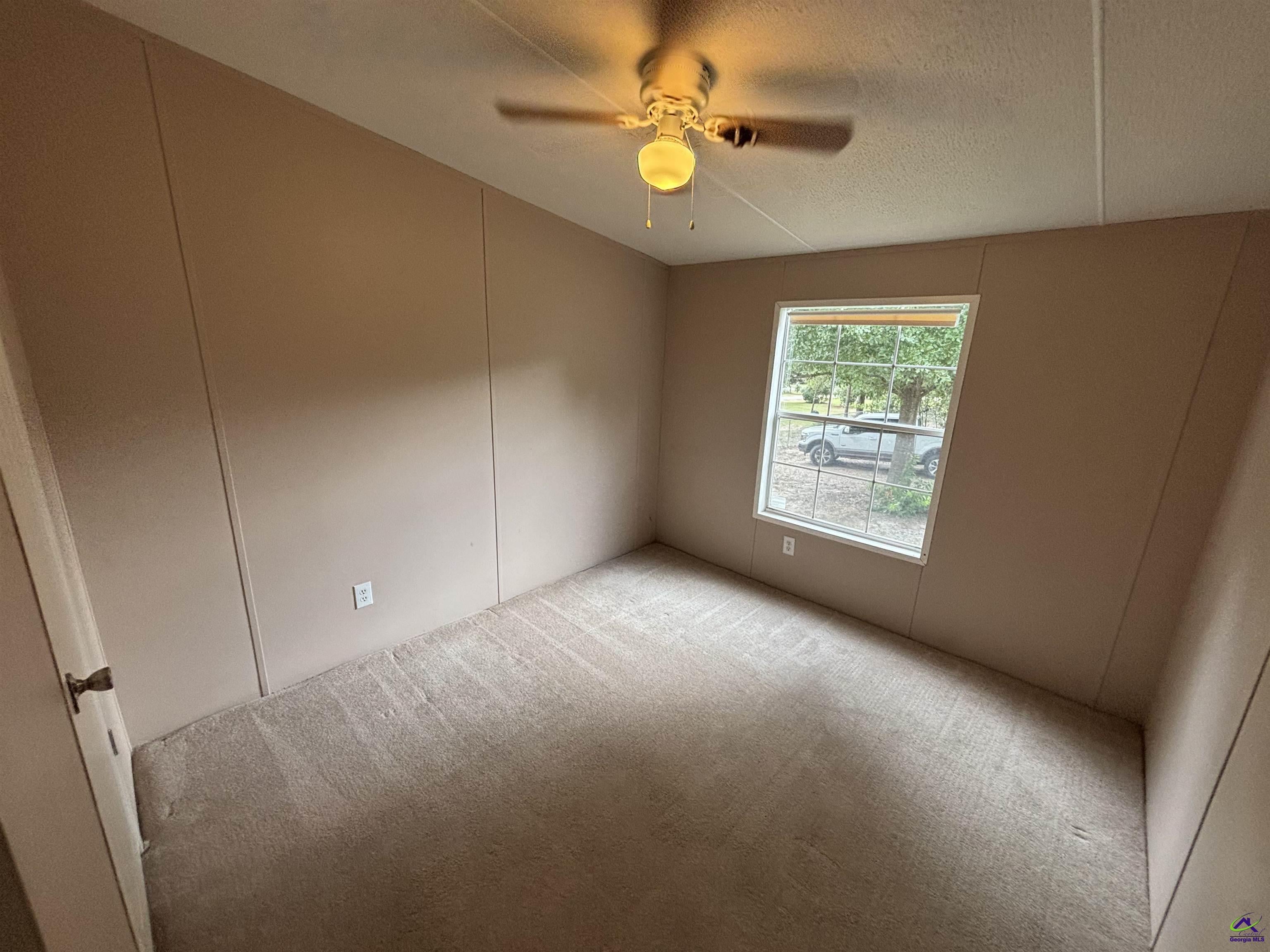 172 Edgewater Court