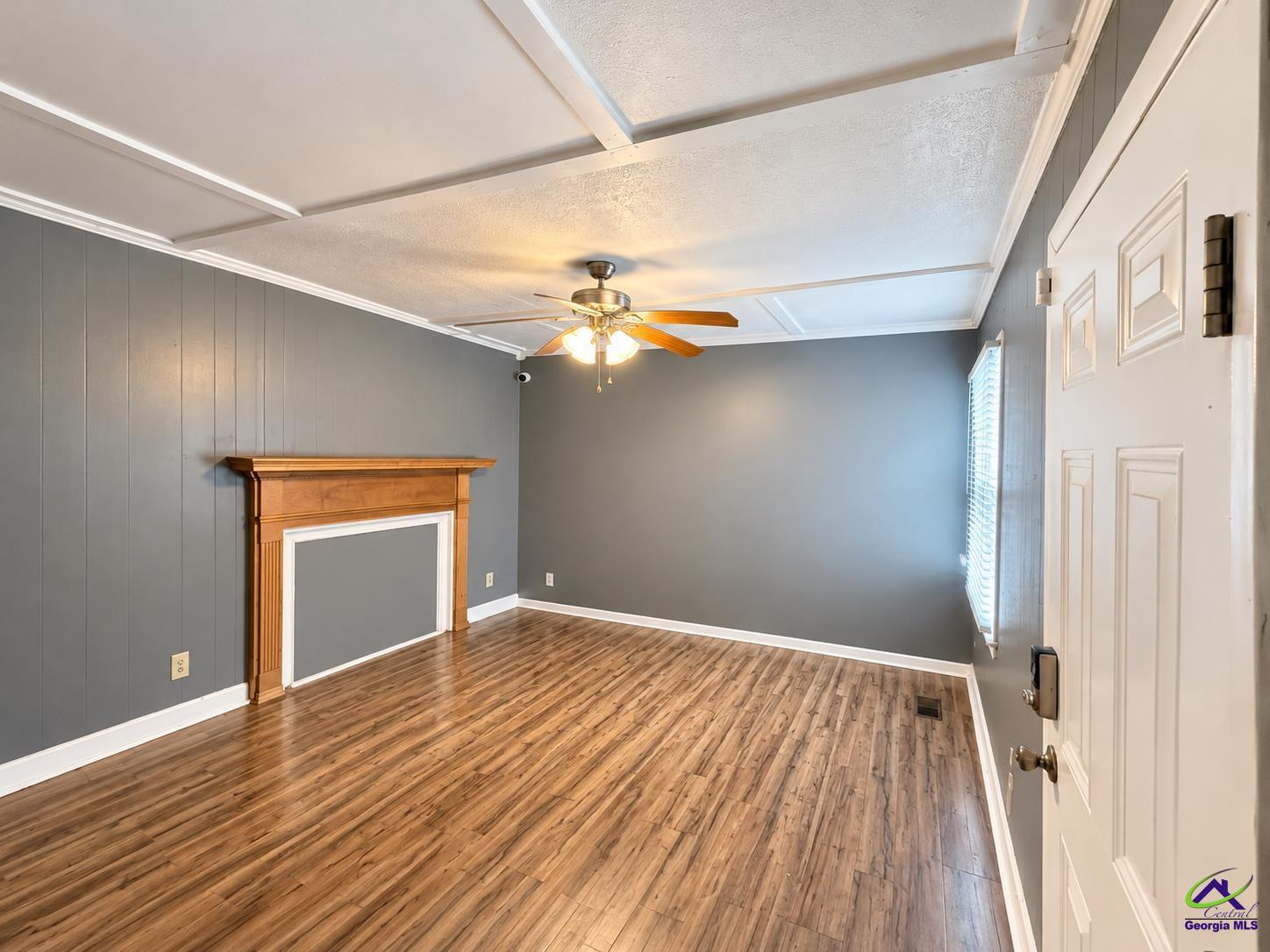 403 THOMAS BLVD