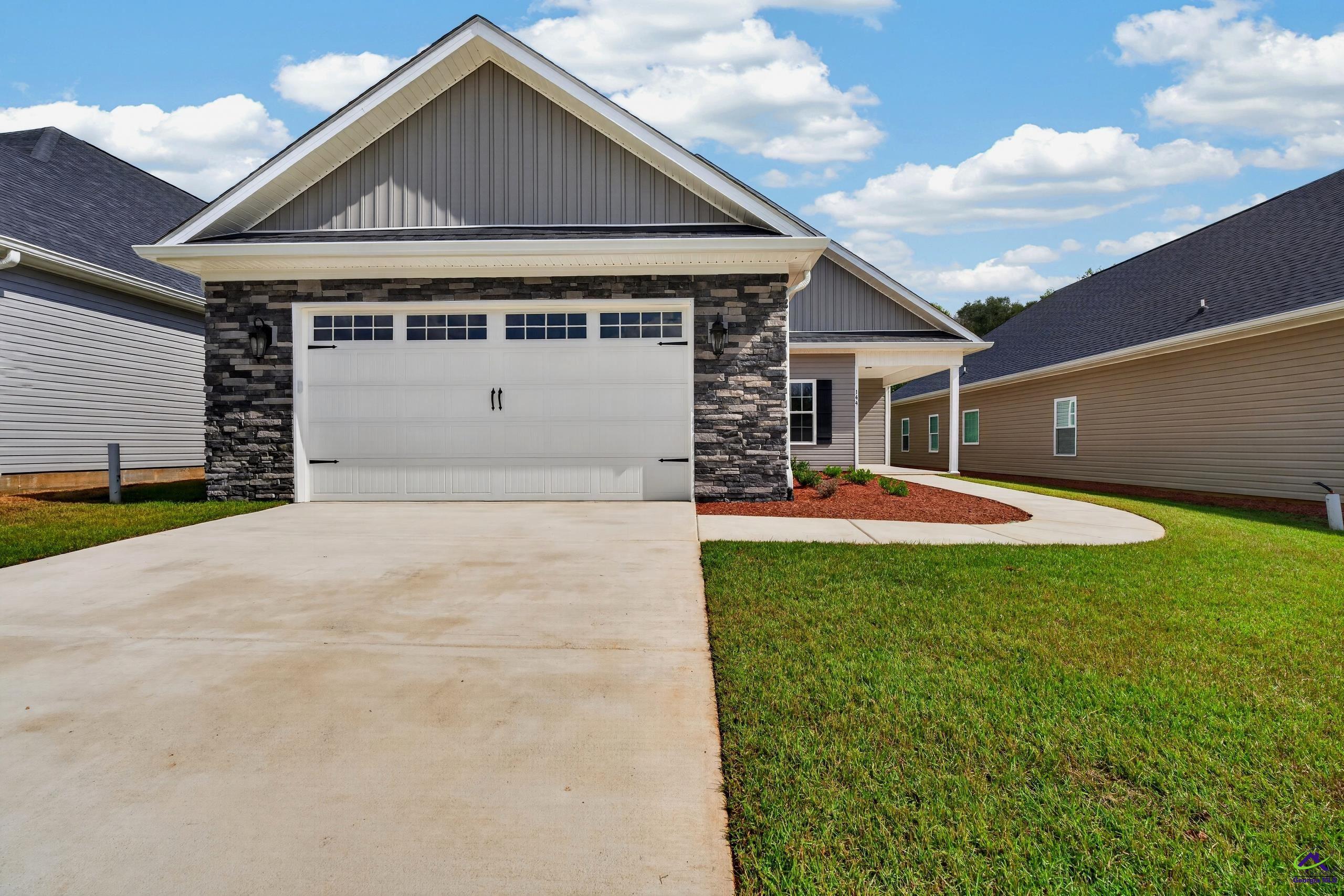 144 Fairway Oaks Drive
