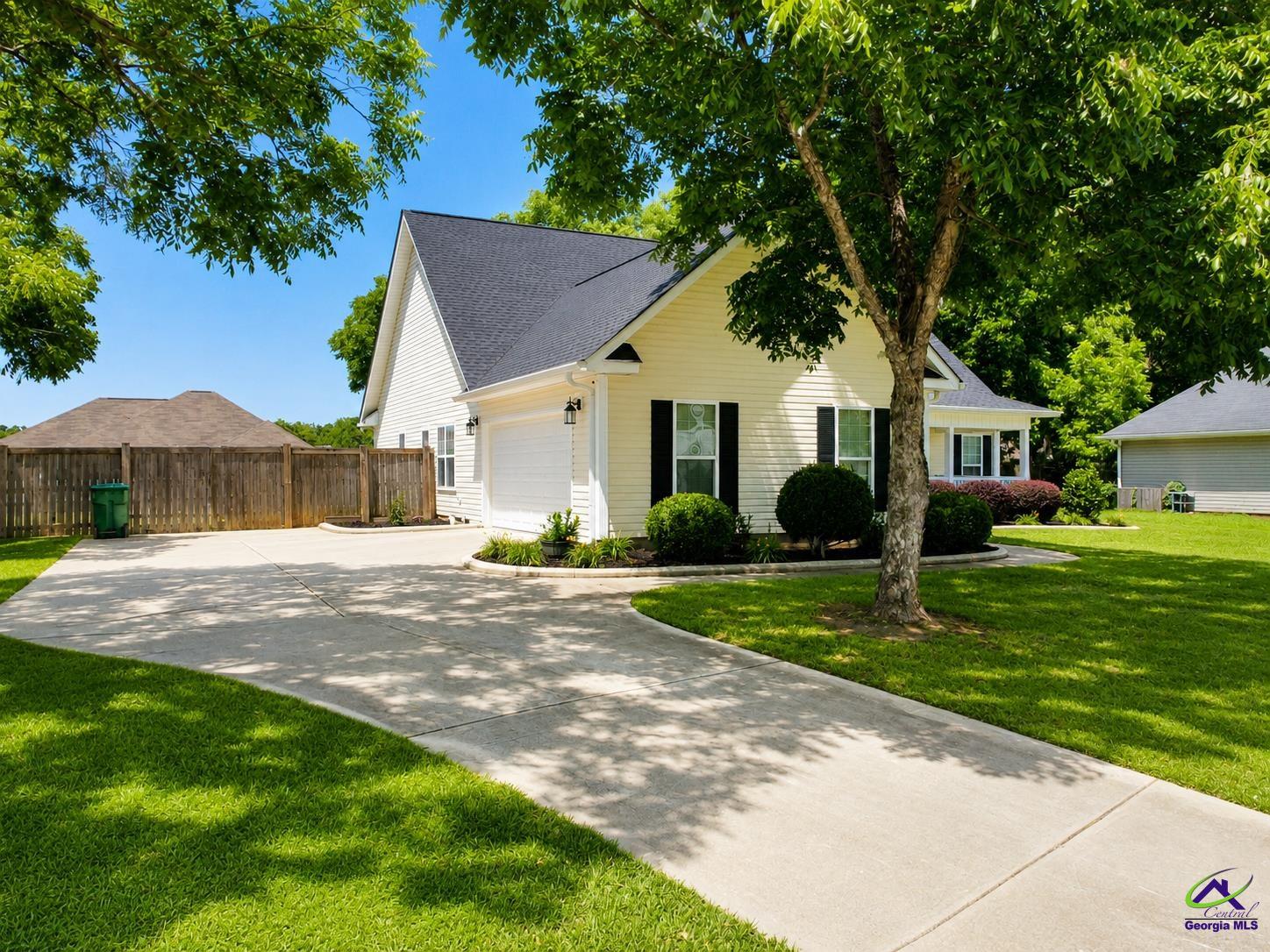 262 Grove Lane