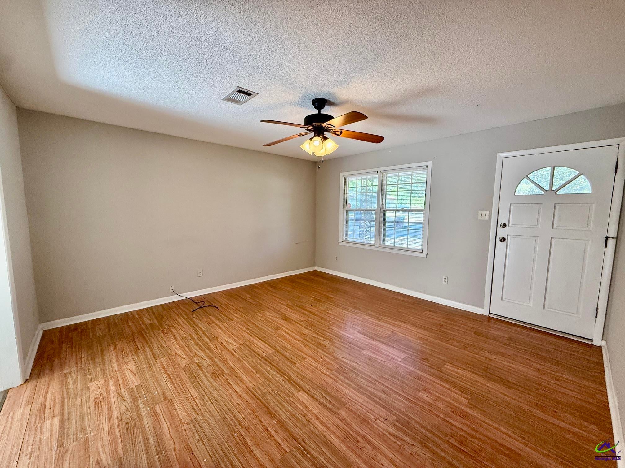 97 Knightsvue Place