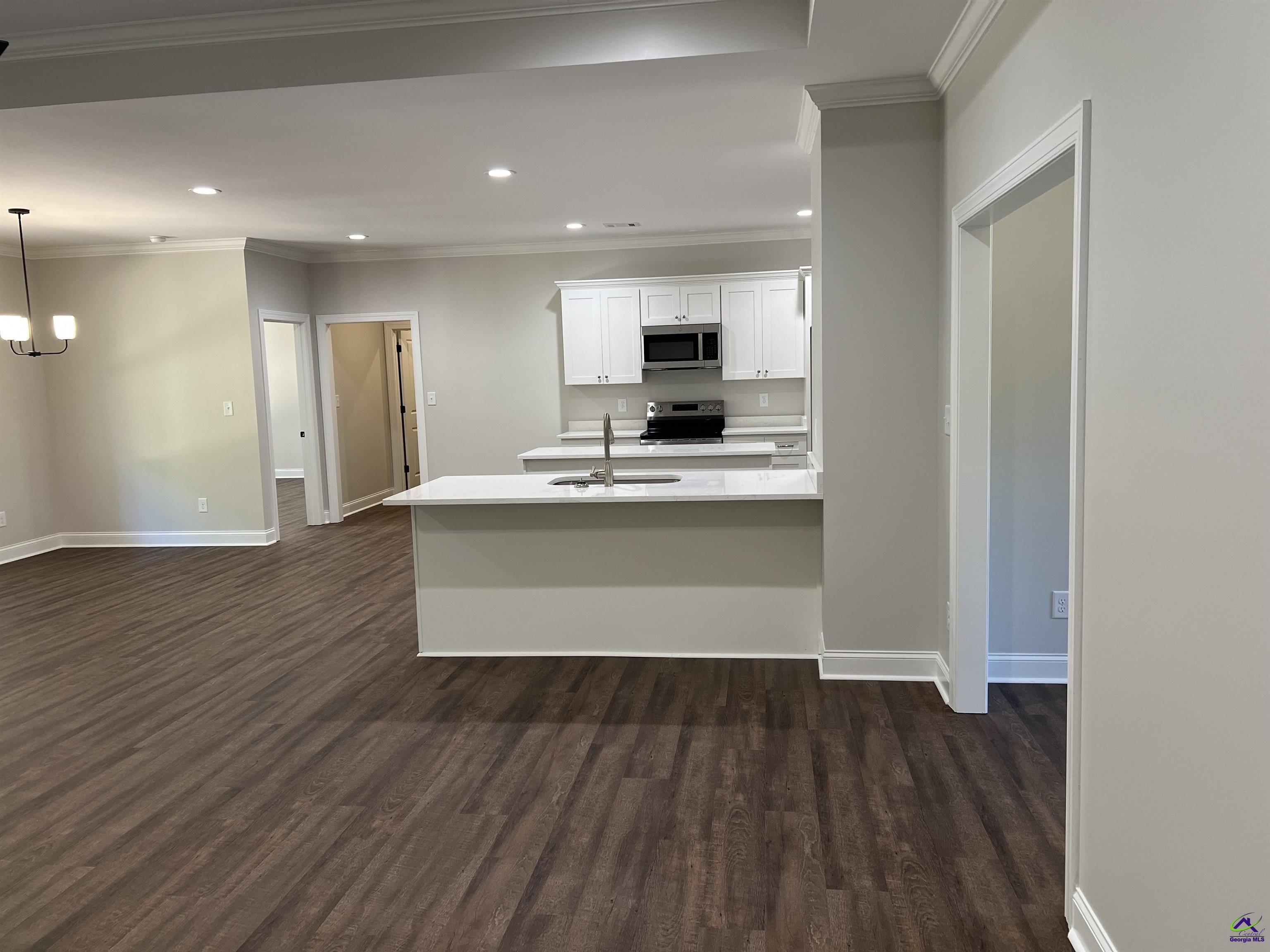 175 Wood Oak Circle