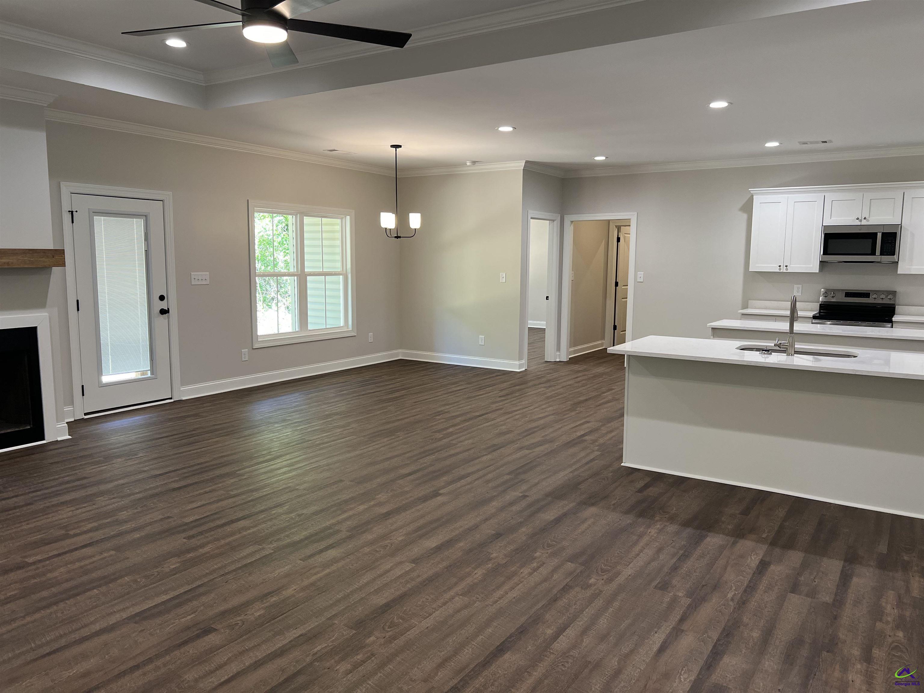 175 Wood Oak Circle