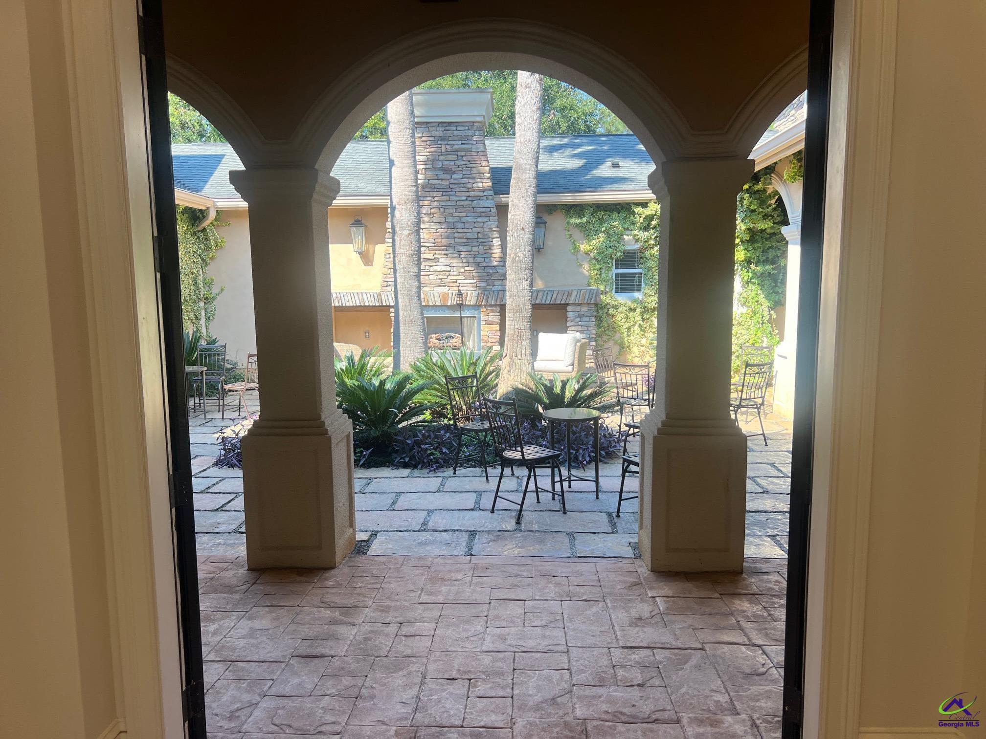100 Country Lane