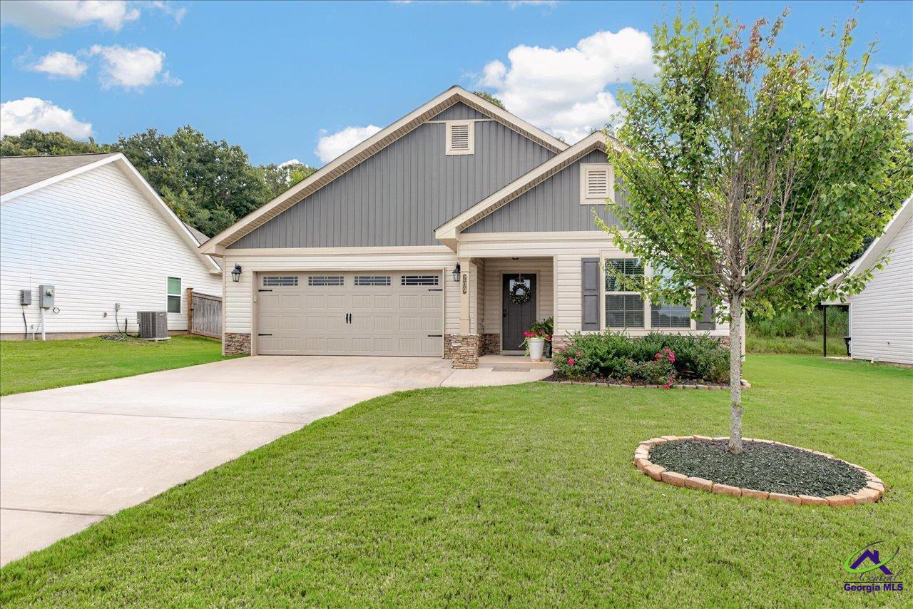 209 Red Tail Circle
