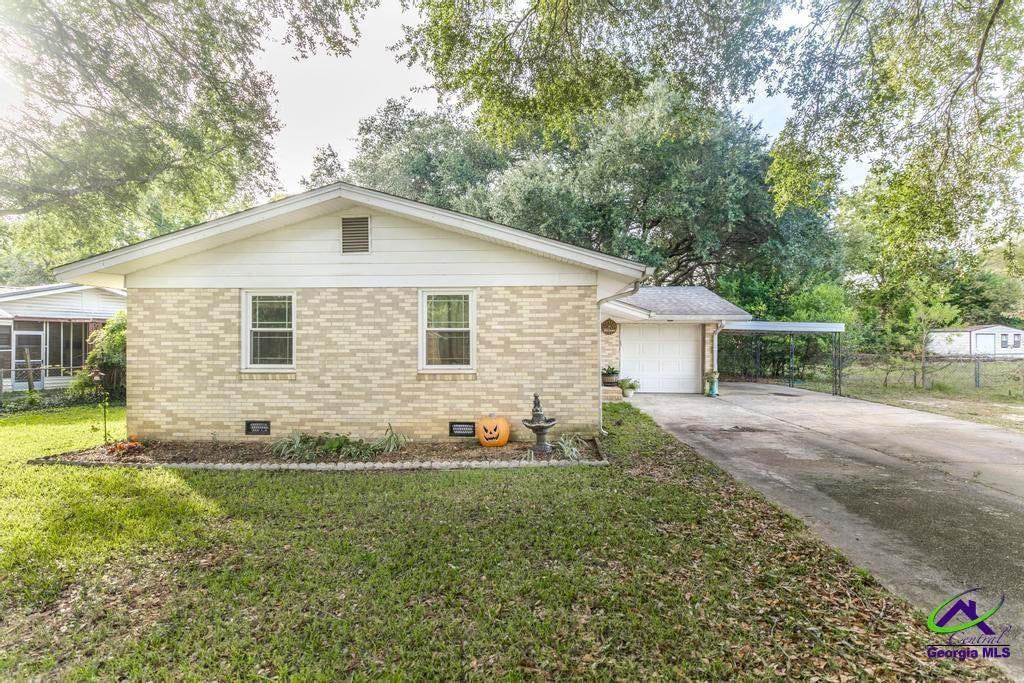 331 Mary Lane