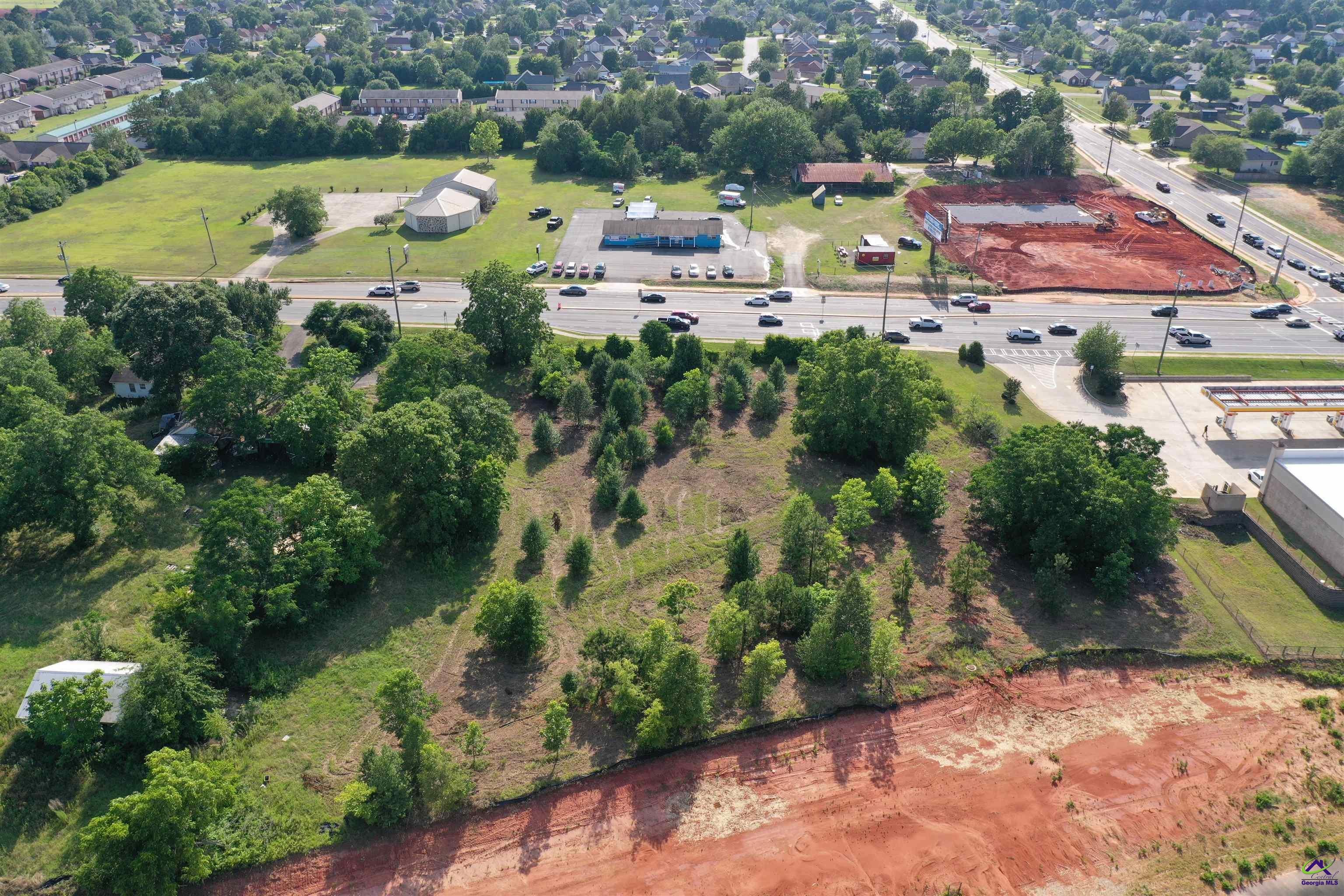 1204 S. Houston Lake Road