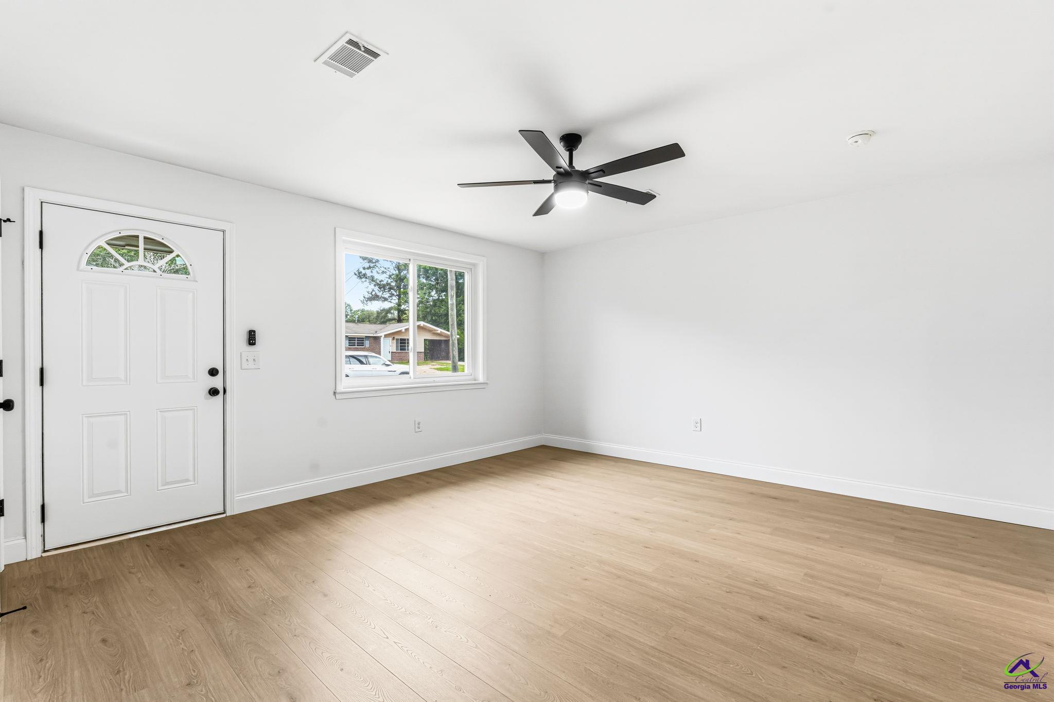 212 Palomino Lane