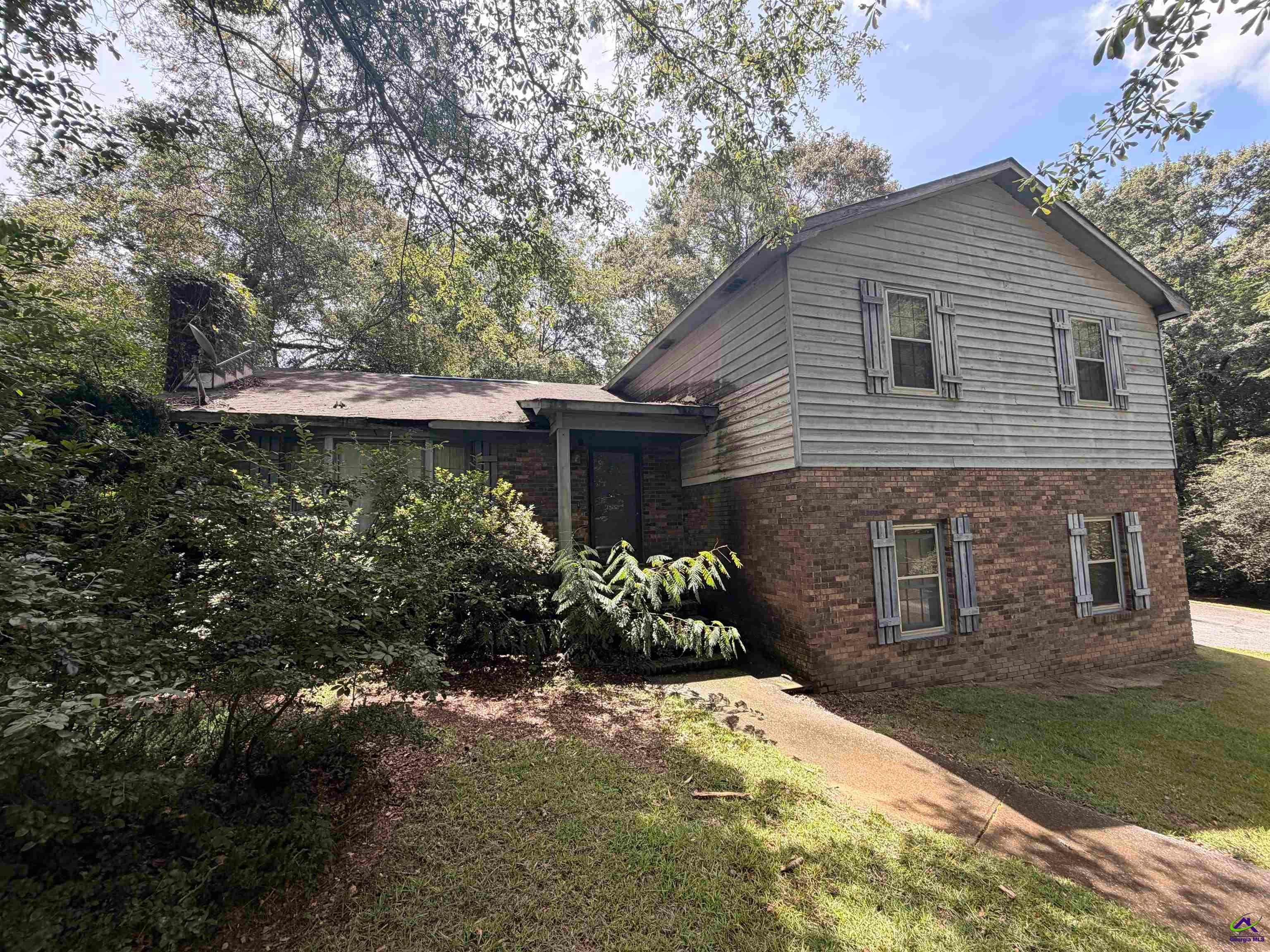 7194 Everett Drive