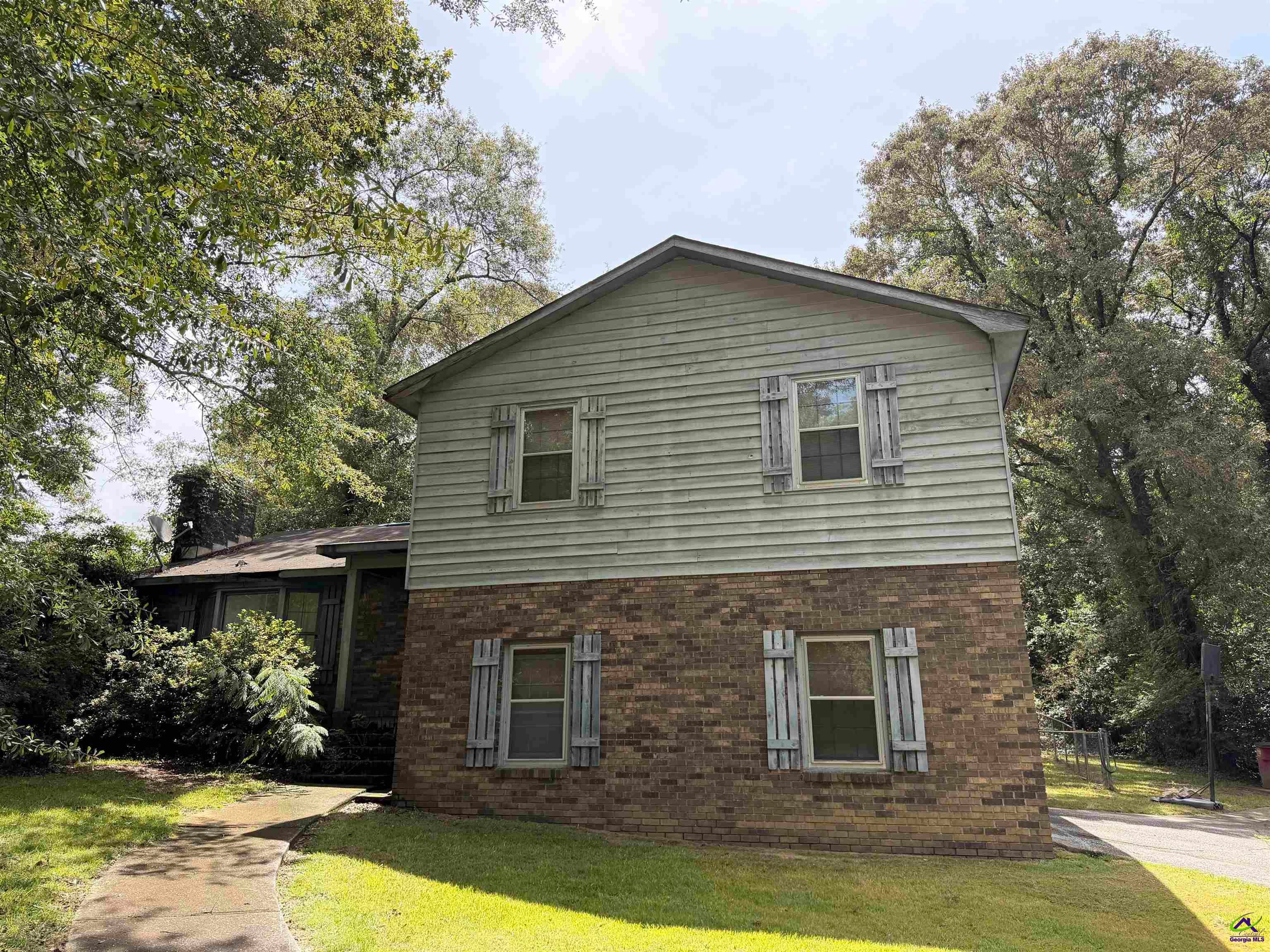 7194 Everett Drive