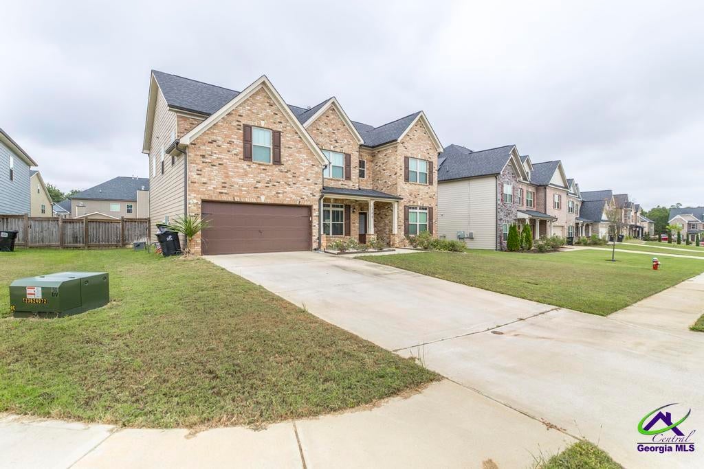 109 Lacey Oak Lane