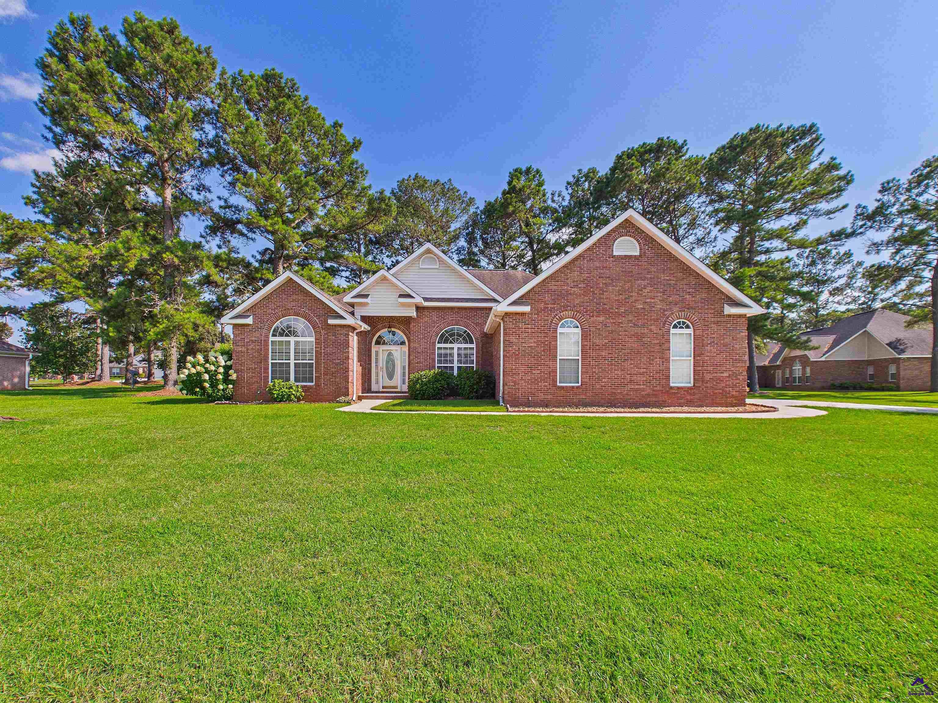 503 Victoria Circle