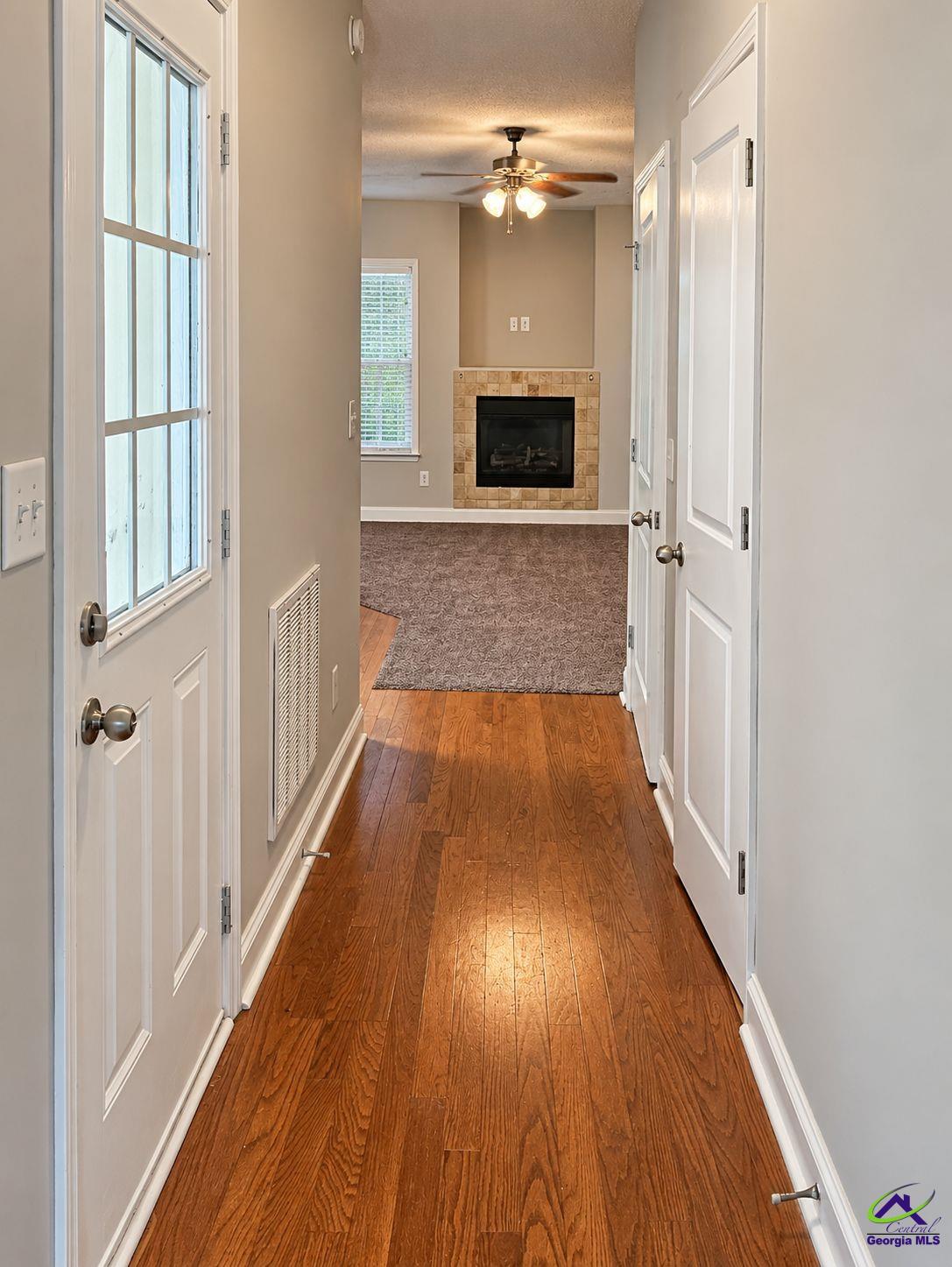 104 Cottage Circle