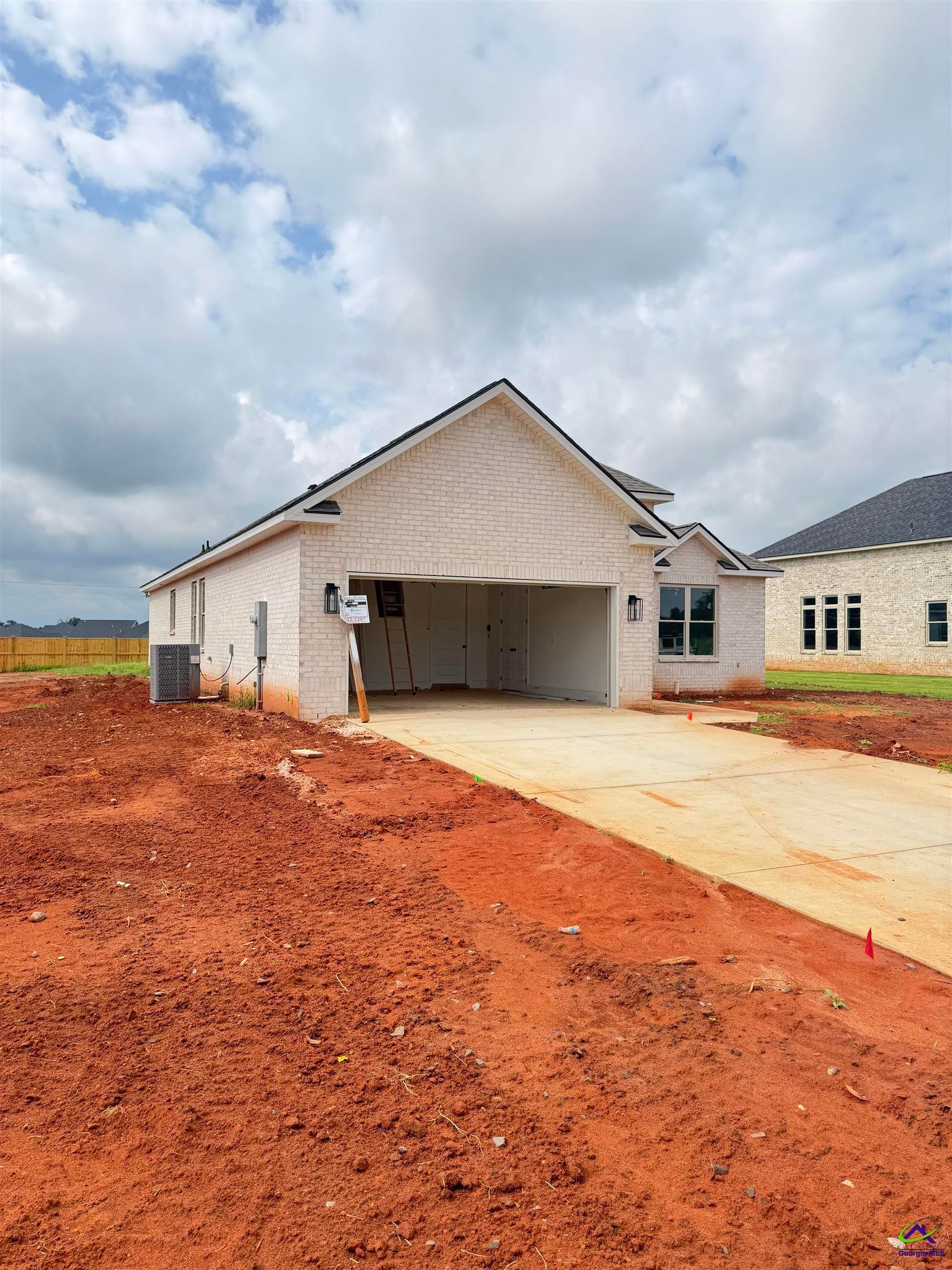 222 Farmland Circle