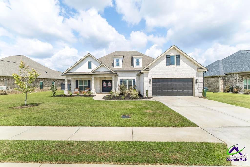 305 Foxberry Nook