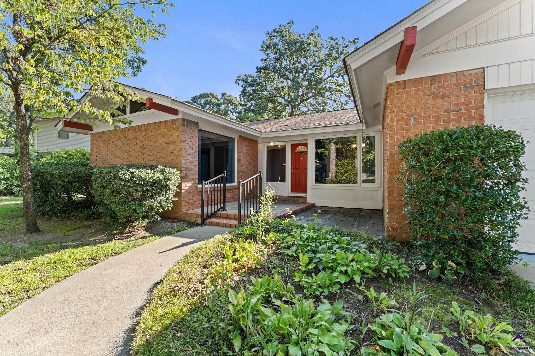 802 Westwood Drive