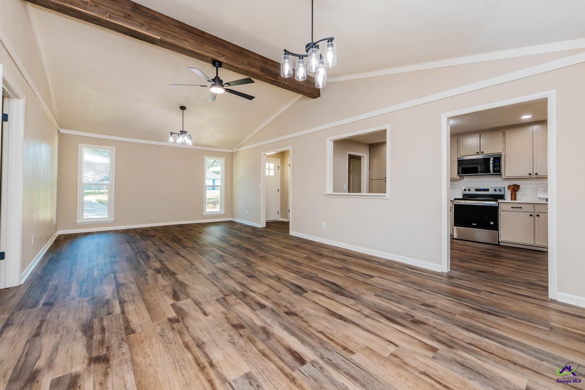121 Eastlake Drive