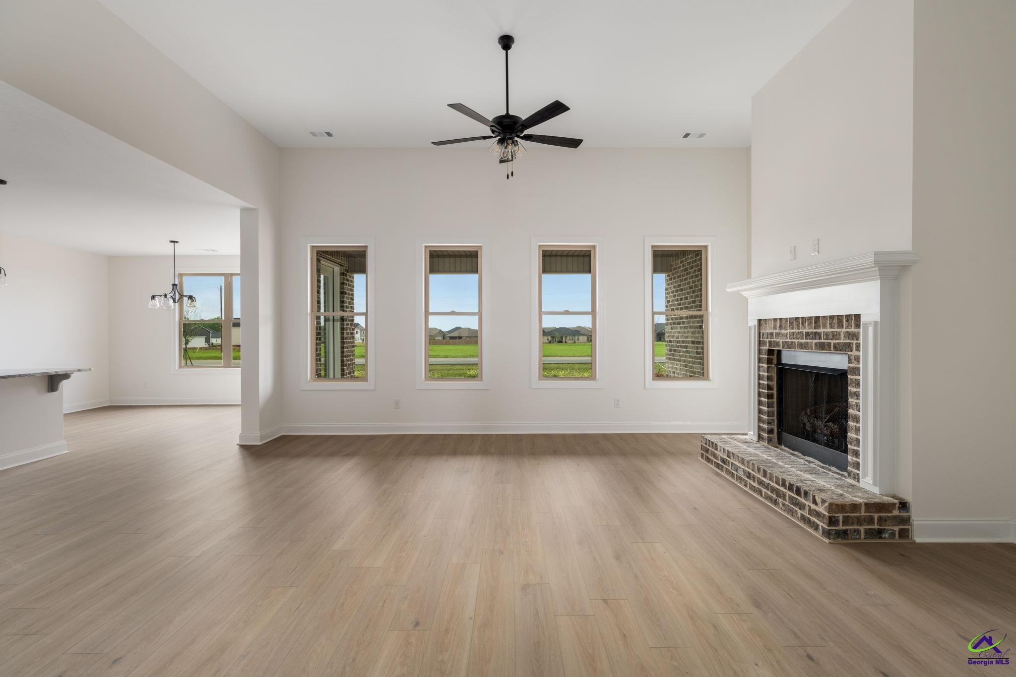 210 Farmland Circle